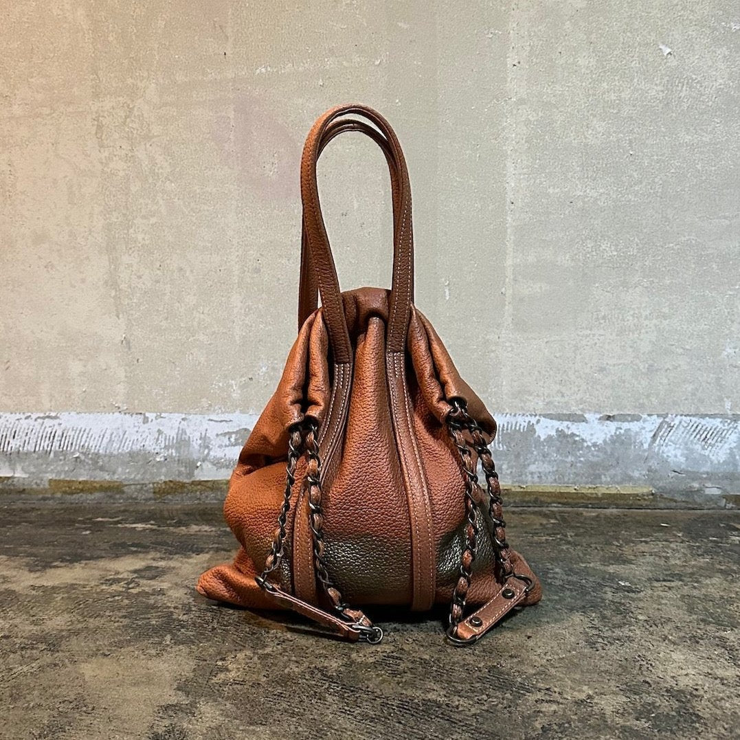 ⚠️予約【M.U.L.】トラストート シボ型押し/ゴールドライン/マットゴールドチェーン -オレンジ- ※R7. 6月末納品予定