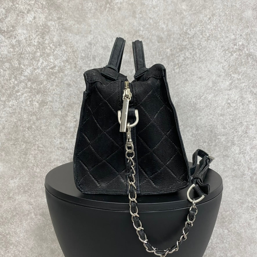 【MUL106-WH】キューブショルダー デニムレザーキルティング(ブラック) ホワイトライン ※10/29〜11/2より弊社事務所から順次発送