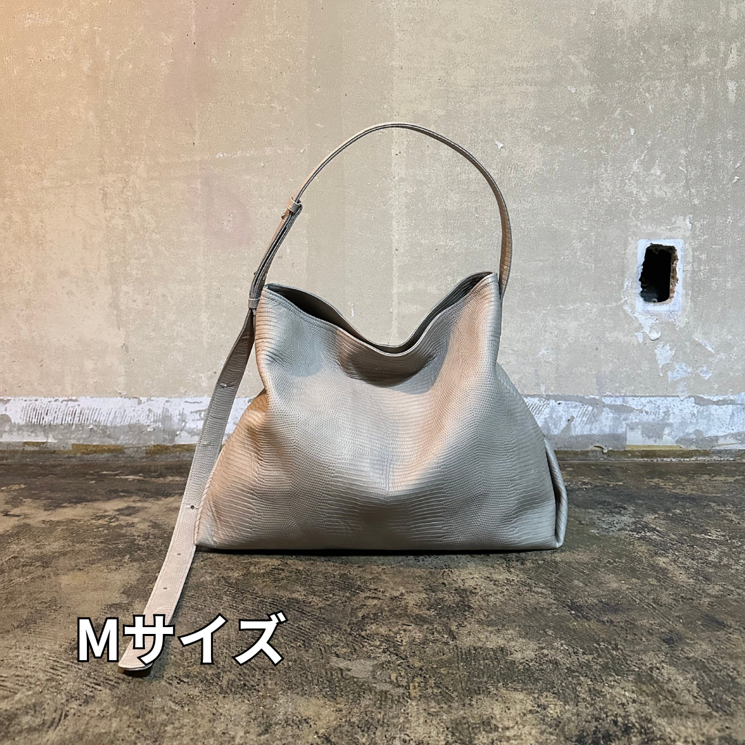 ⚠️予約【M.U.L.】テールショルダー -グレージュ- ※R7. 6月末納品予定