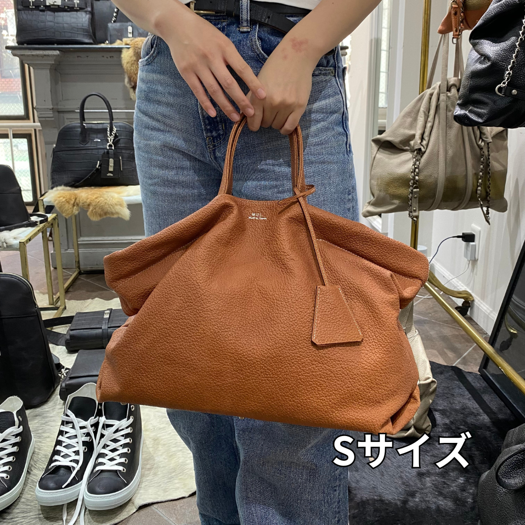 ⚠️予約【M.U.L.】ベントトート シボ型押し -オレンジ- ※R7. 6月末納品予定