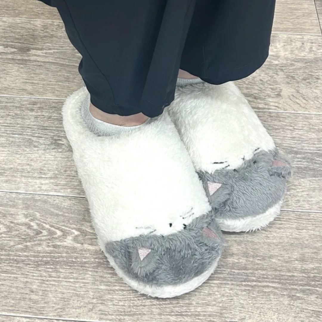 もこもこアニマルスリッパ -ねこ- ※10/28~11/2頃より順次配送予定