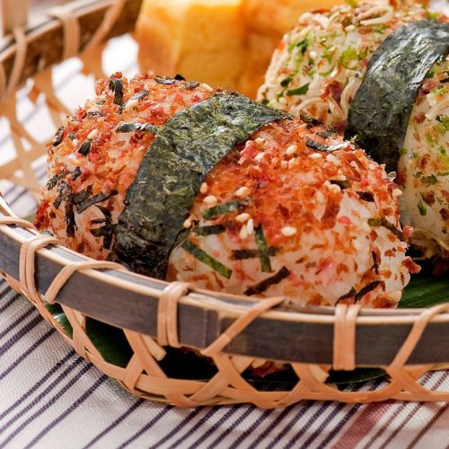 鰹ぶし屋のパリッとふりかけ(うめ味) -内容量 30g-   ※7/30〜8/5迄に順次発送予定
