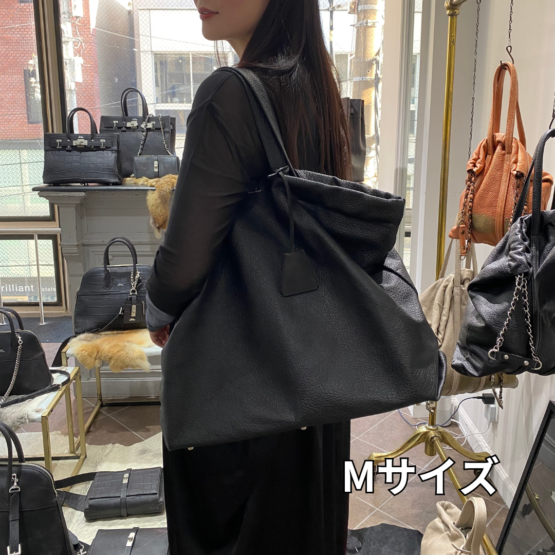 ⚠️予約【M.U.L.】ベントトート シボ型押し -グレージュ- ※R7. 6月末納品予定