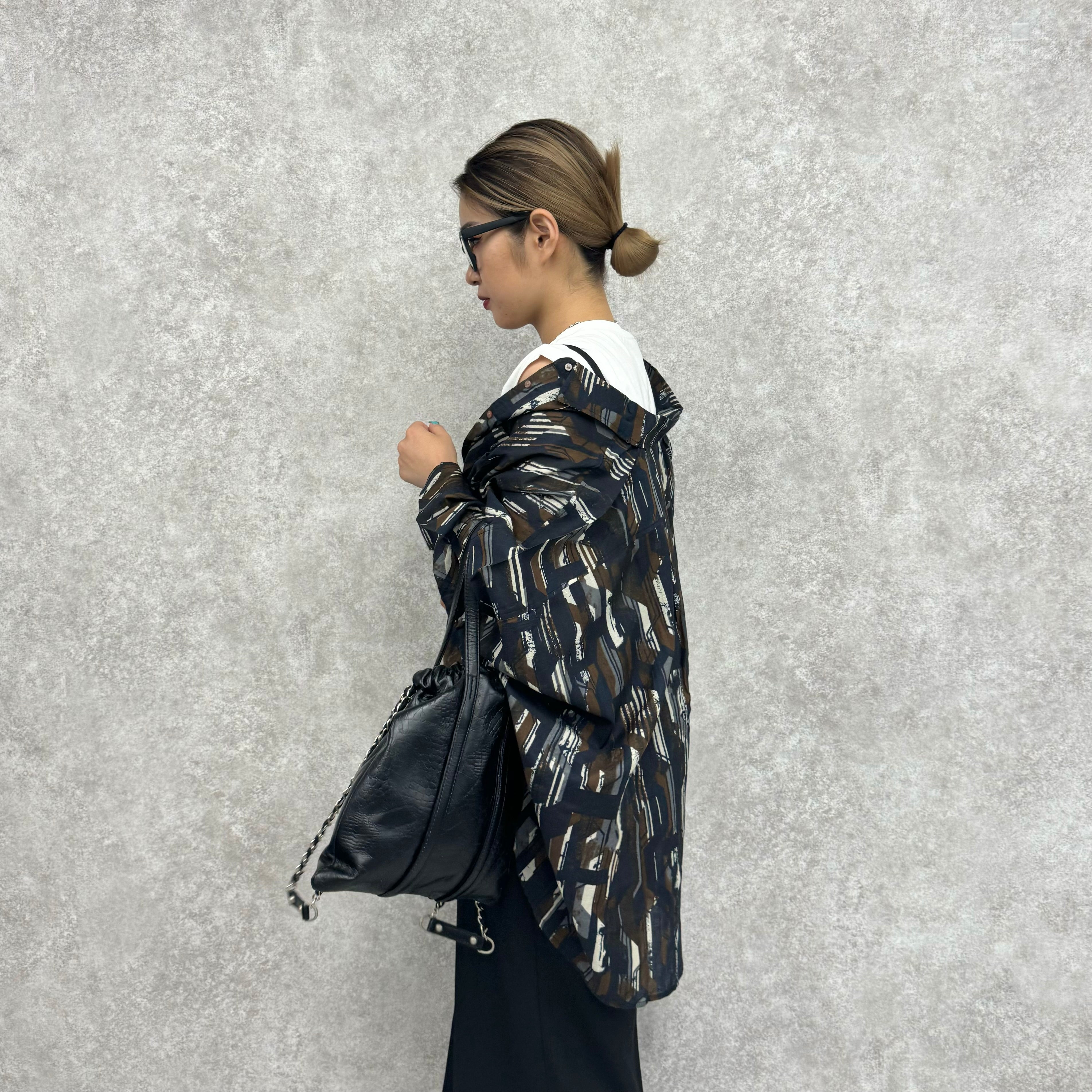 【hunch】プリントドルマンシャツ  -ブラック- ※8/27-9/2より順次配送予定