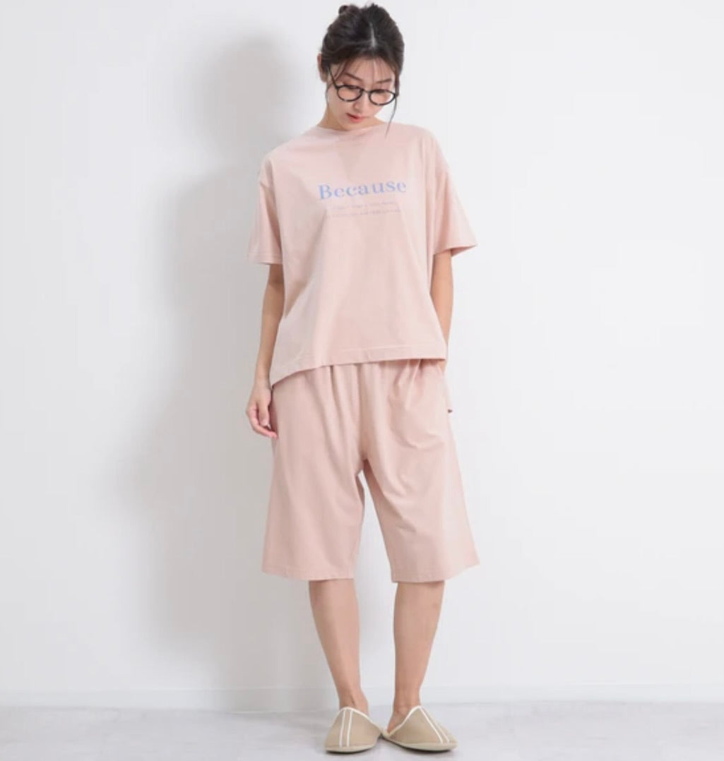 巾着付き半袖ロゴ上下セット-ピンク- Because   ※8/27-9/2より順次配送予定