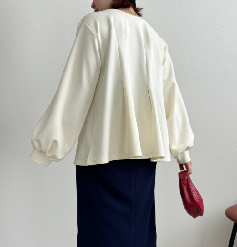 【Palm Riche】前後2WAYロゴタックTOPS  -ホワイト- ※10/22-28頃より順次配送予定