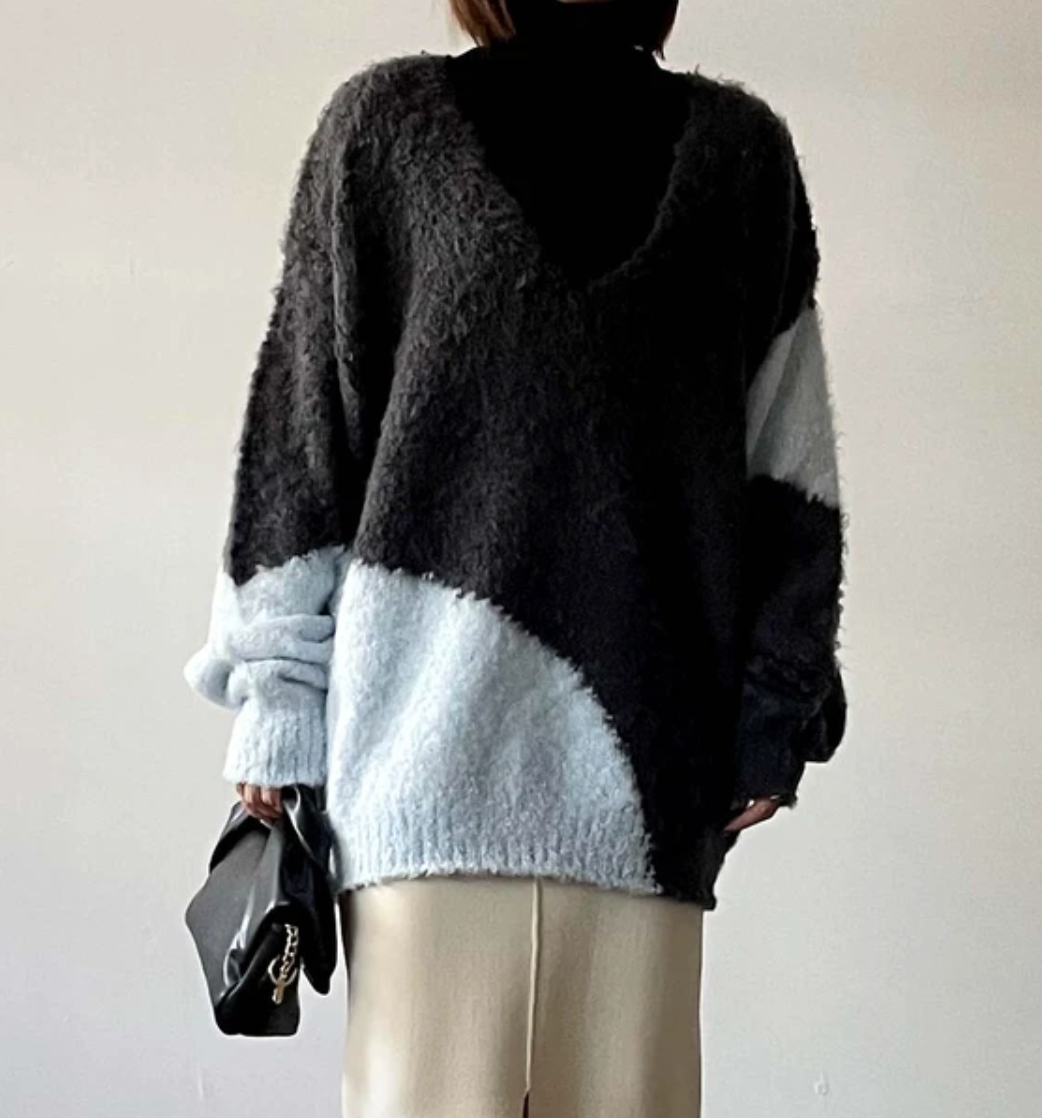 ブークレ起毛Vネックプルオーバー -チャコール- ※11/4~11/11頃より順次発送予定