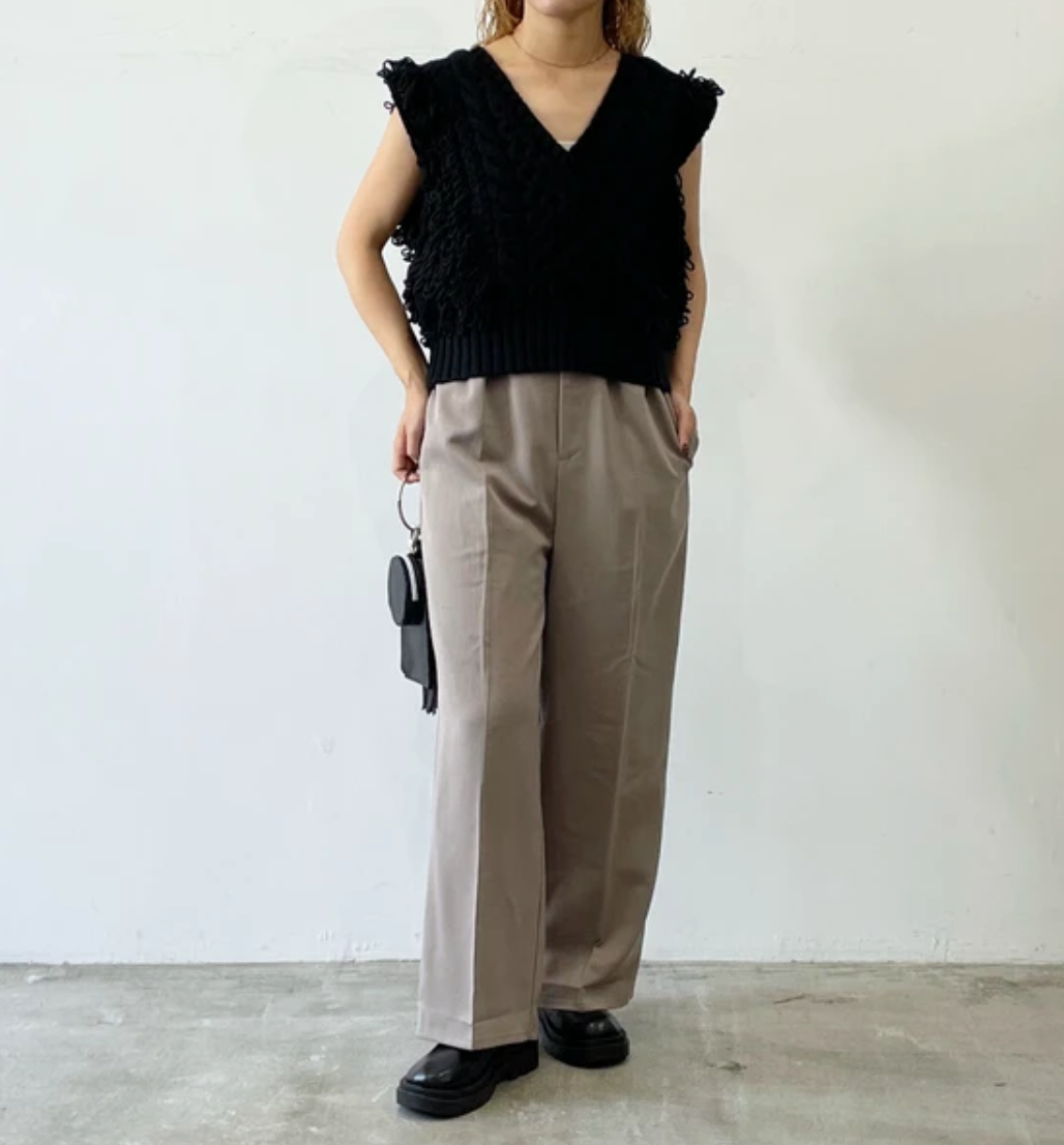 フリンジVネックベスト -スミクロ- ※11/4~11/11頃より順次発送予定