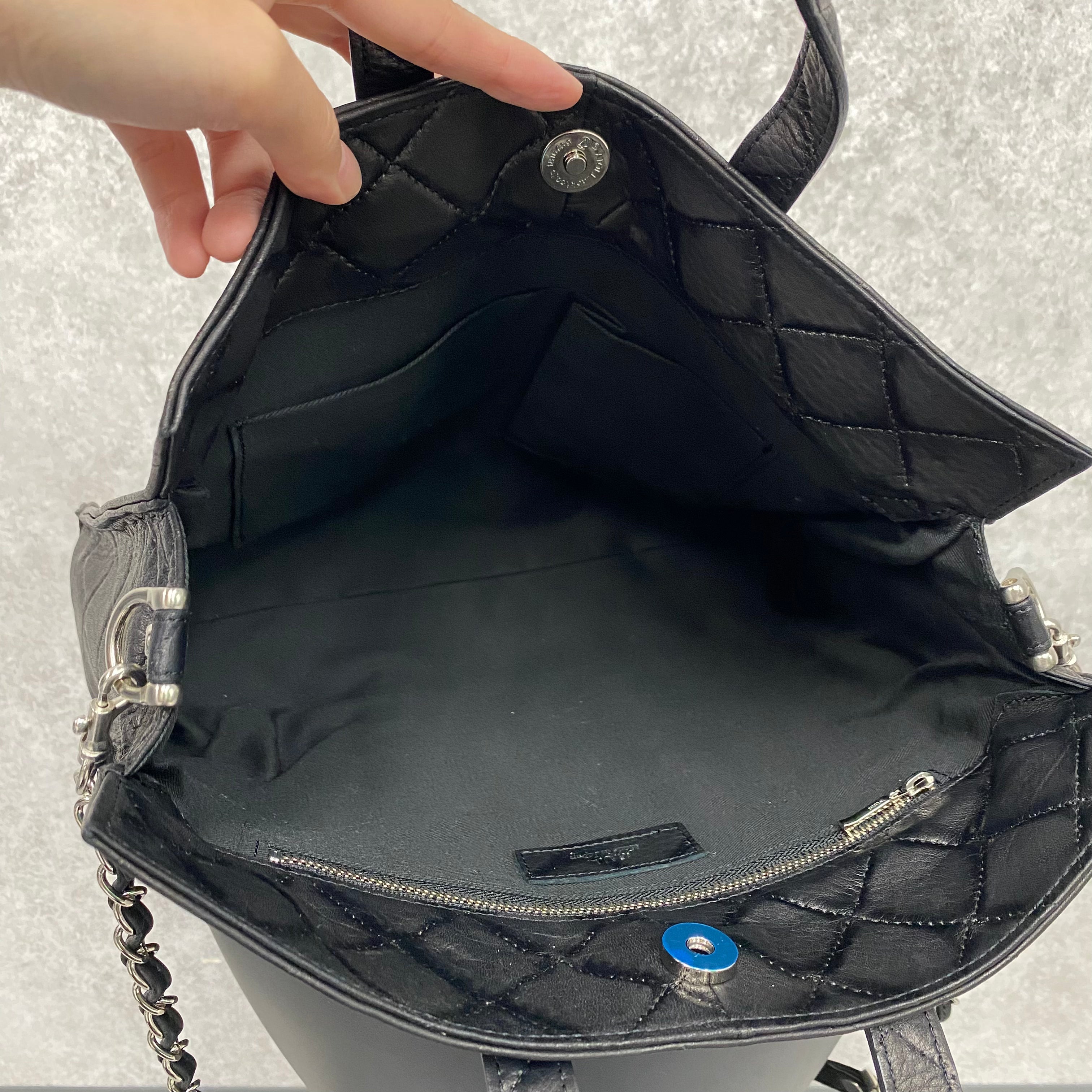 【MUL041】スクエアトートS  キルティング型押し(ブラック) ラインなし ※10/29〜11/2より順次配送