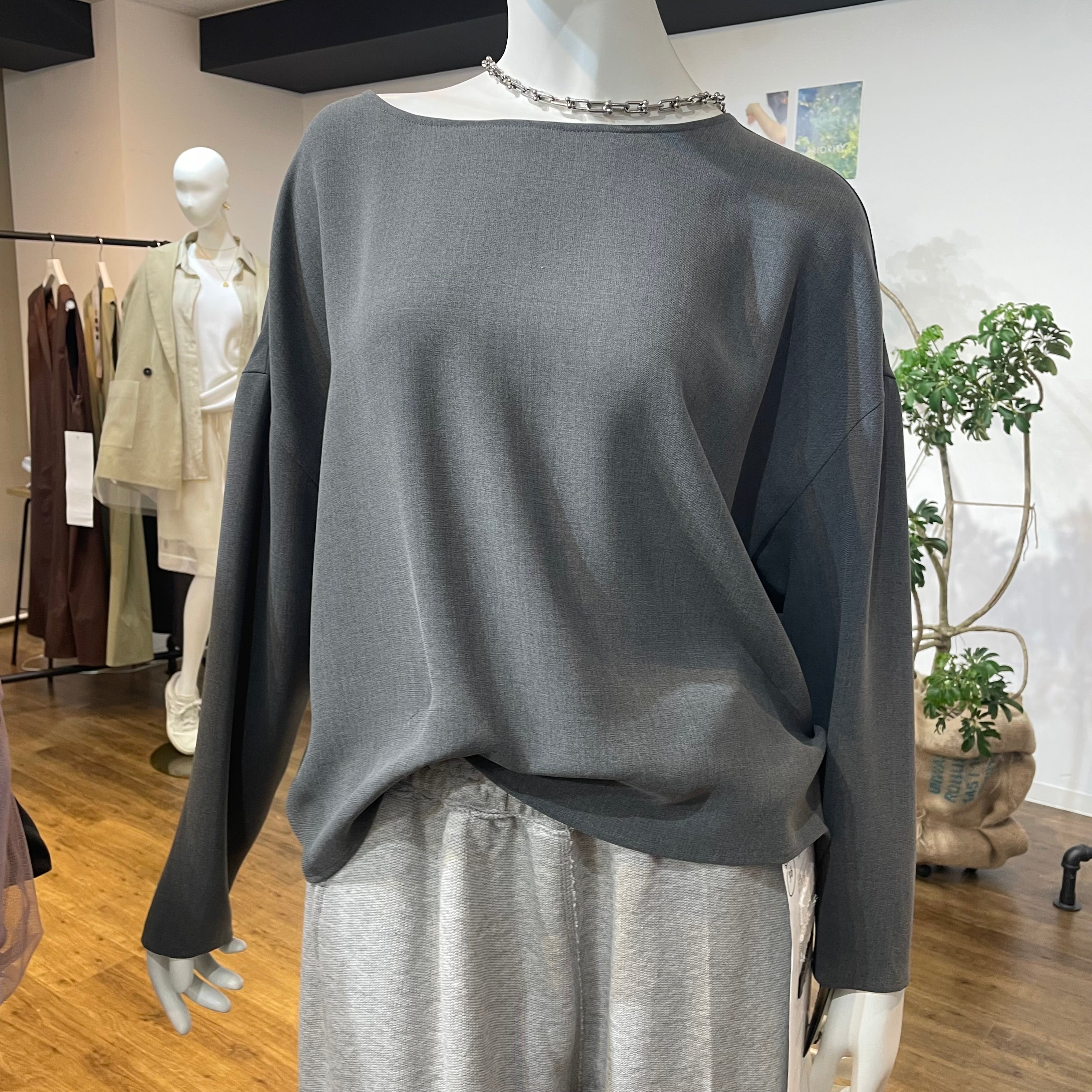 【予約】【PRIORITY】ひとつまみトップス  グレー ※2月上旬より順次発送