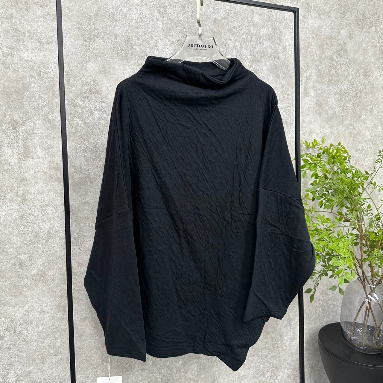 アシメシルエットトップス ブラック ※10/22-28頃より順次発送予定