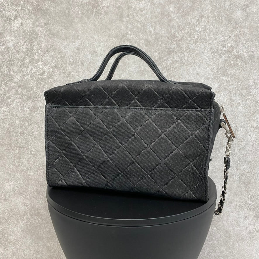 【MUL106】キューブショルダー デニムレザーキルティング(ブラック) ラインなし ※10/29〜11/2より弊社事務所から順次発送