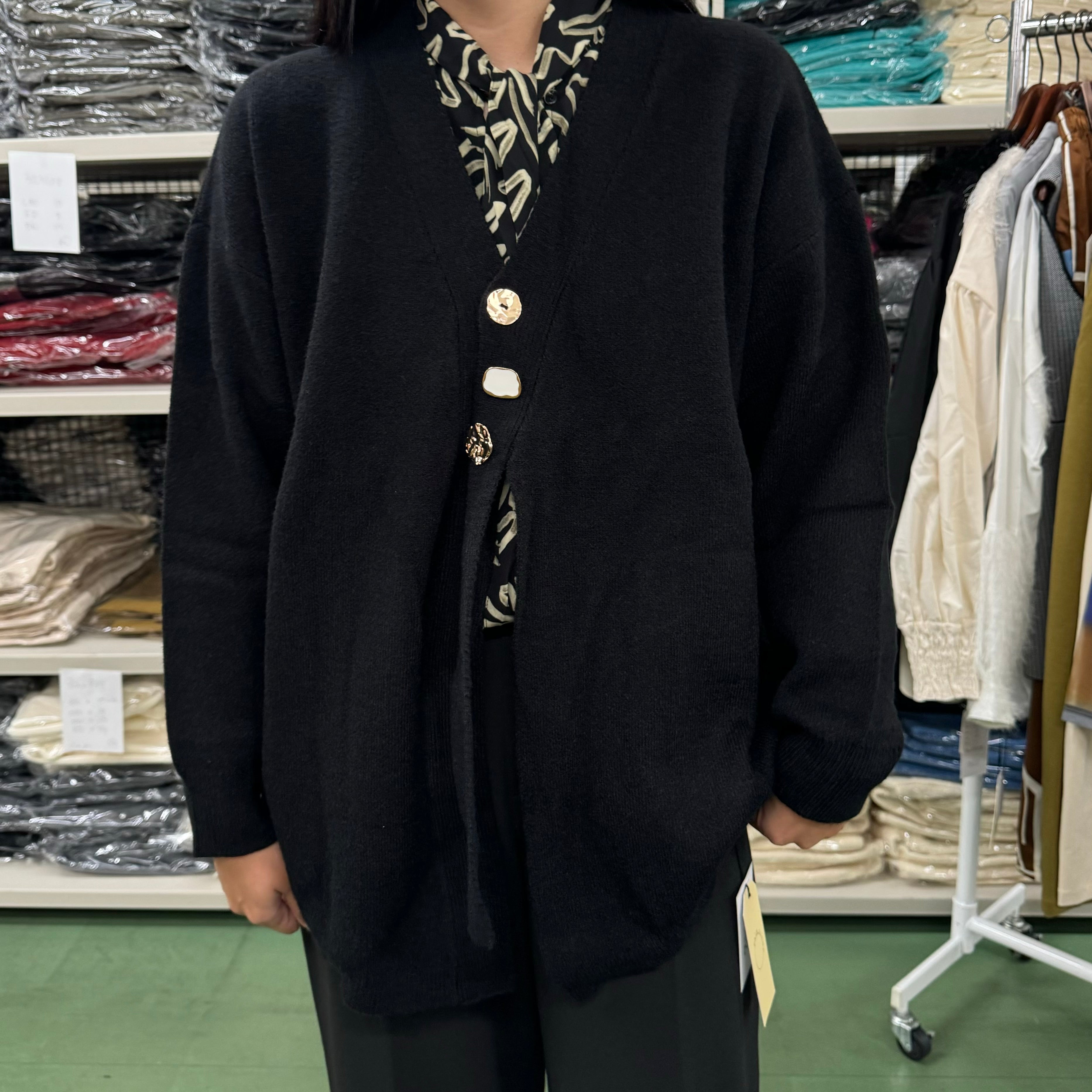 【LHELBIE】アソートボタンニットカーディガン  -ブラック- ※10/22-28頃より順次配送予定