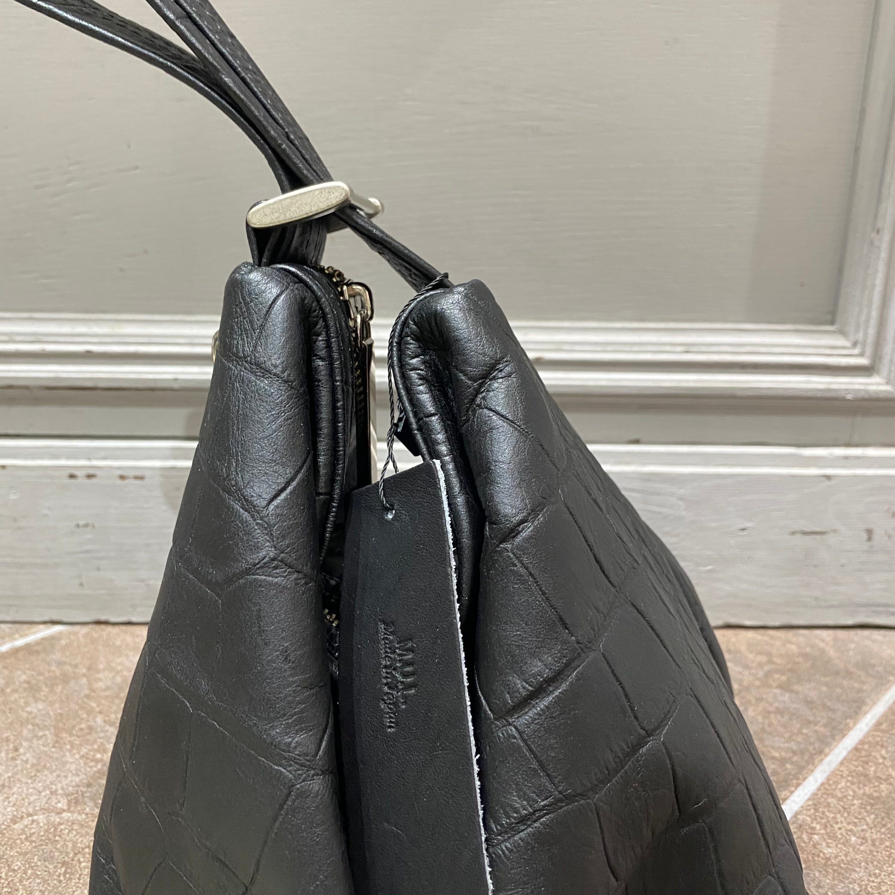 ⚠️予約【M.U.L.】ドロップ 2way クロコダイル型押し -ブラック- ※R7. 6月末納品予定