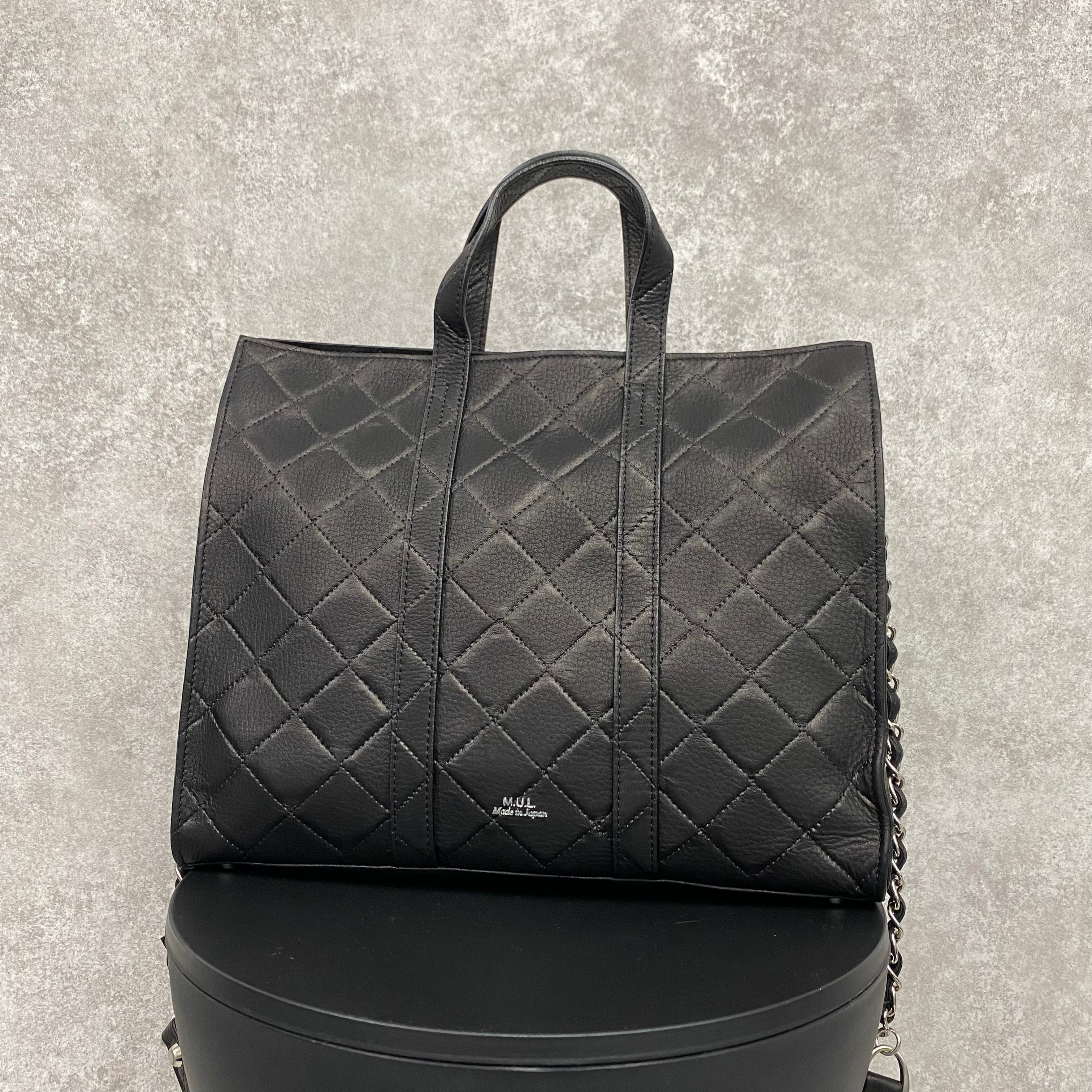 【MUL041】スクエアトートS  キルティング型押し(ブラック) ラインなし ※10/29〜11/2より順次配送