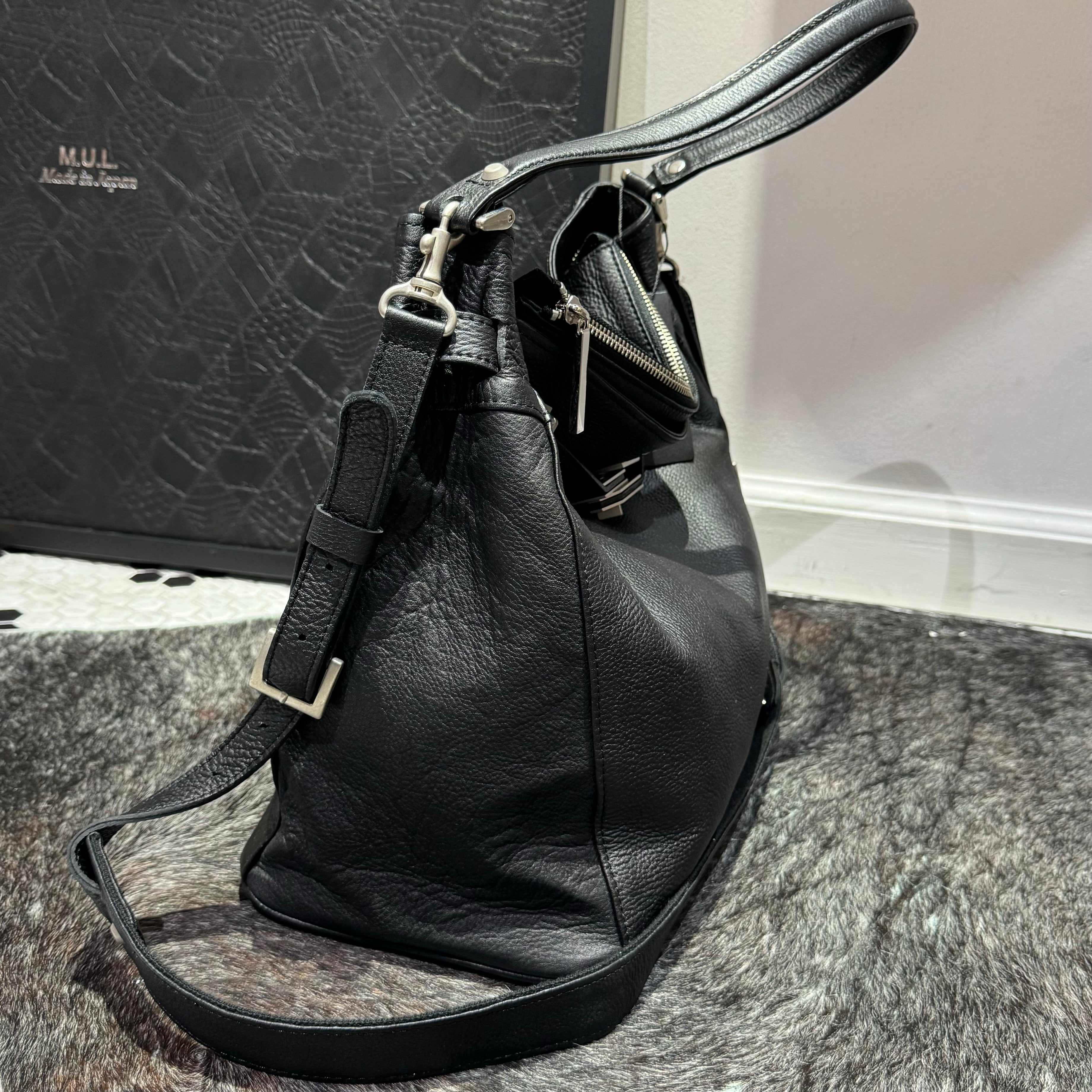 ⚠️予約【M.U.L.】ワンハンドル2wayショルダー シボ型押し マットシルバー金具 -ブラック-  ※キーストラップは別売りになります。 ※R7. 6月末納品予定