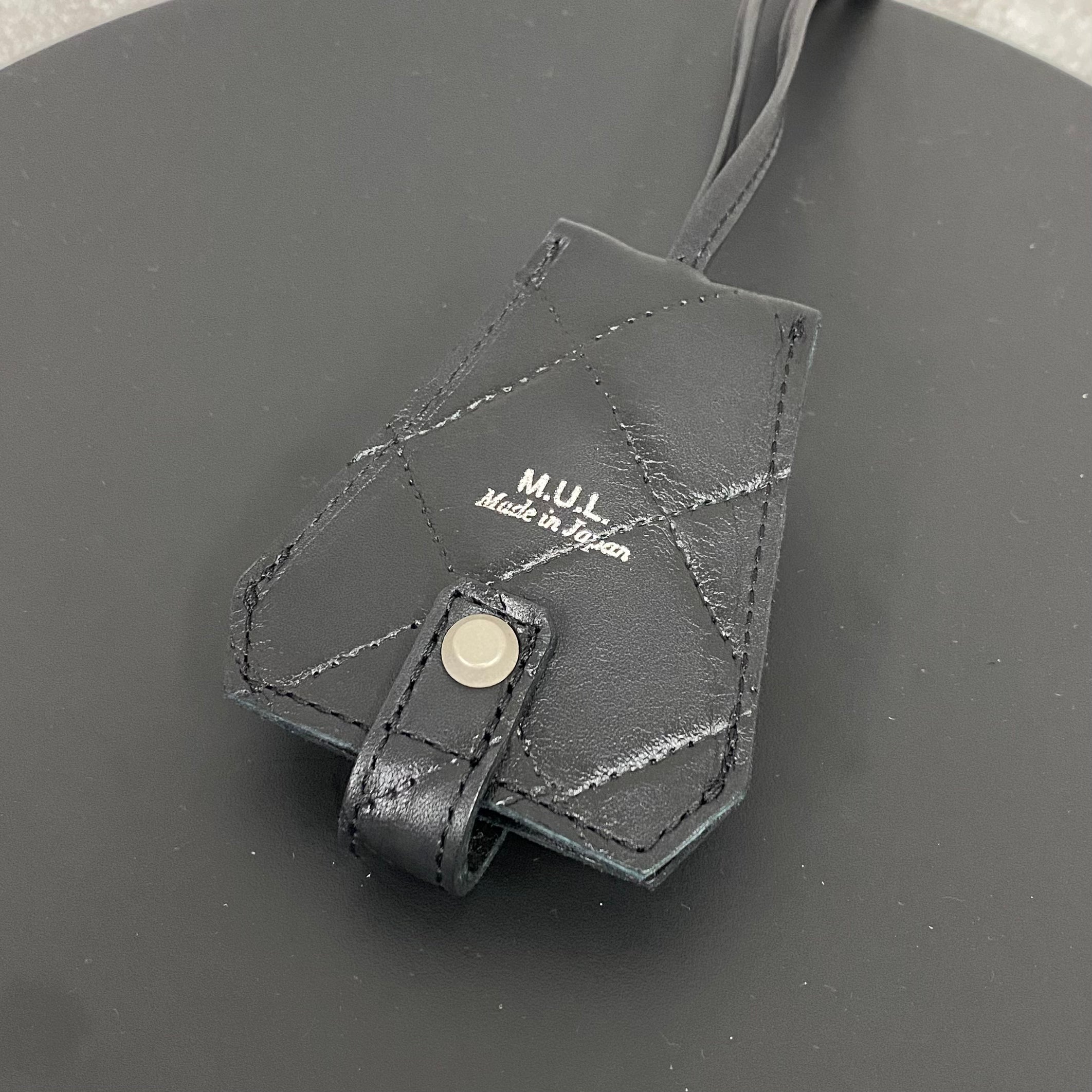 【MUL097】レザーキーネックレス キルティング型押し -ブラック- ラインなし ※7/2〜7/12より事務所から順次発送予定