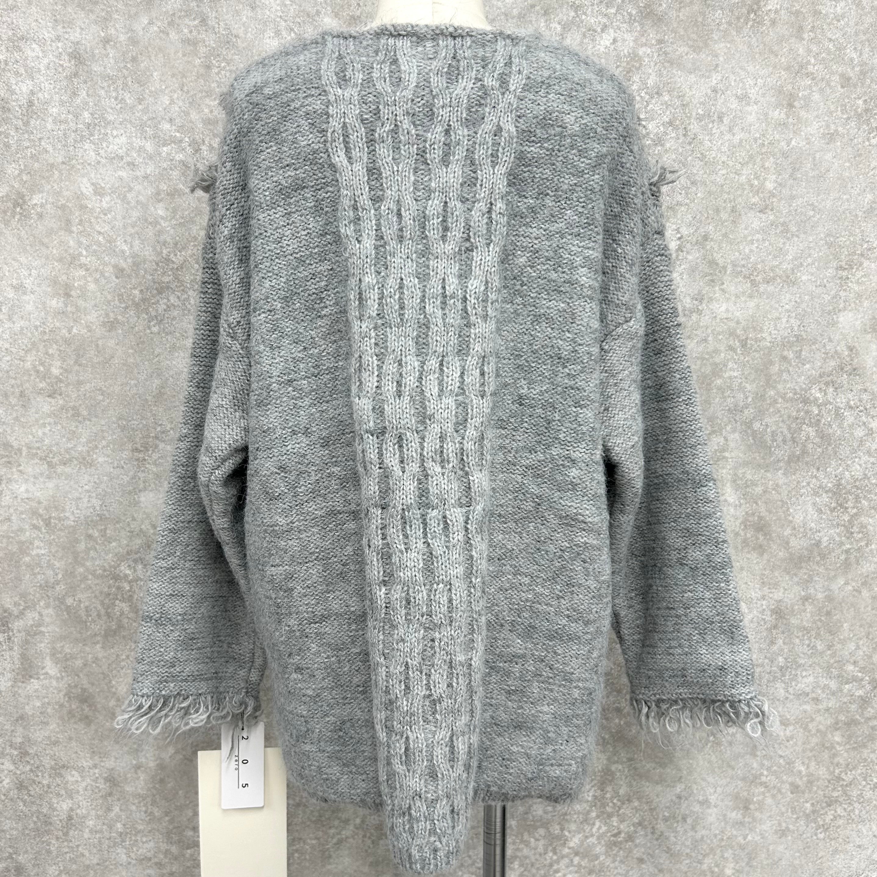 【予約】編み上げフリンジニット グレー ※11月下旬~12月上旬頃より順次配送予定