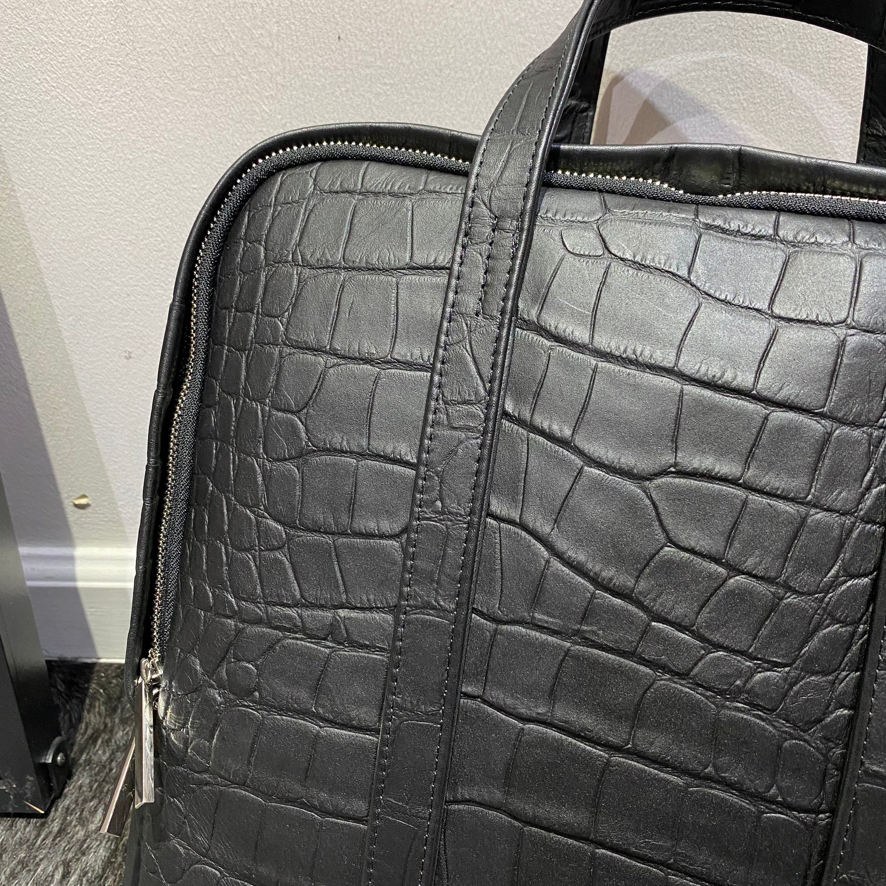 ⚠️予約【M.U.L.】ミニマルバックパック -ブラック- ※R7. 6月末納品予定