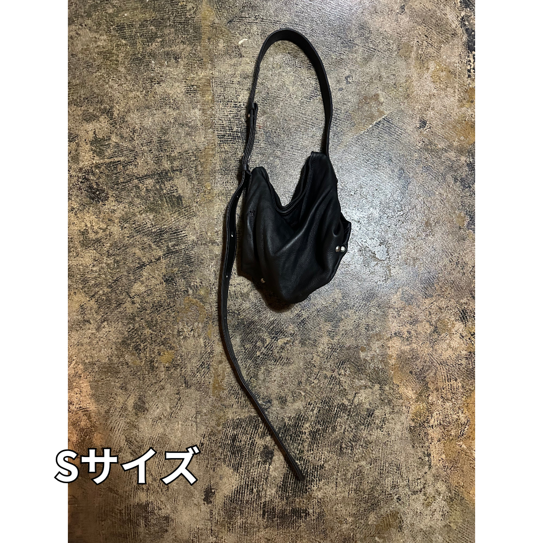 ⚠️予約【M.U.L.】テールショルダー(洗い加工) -ブラック- ※R7. 6月末納品予定