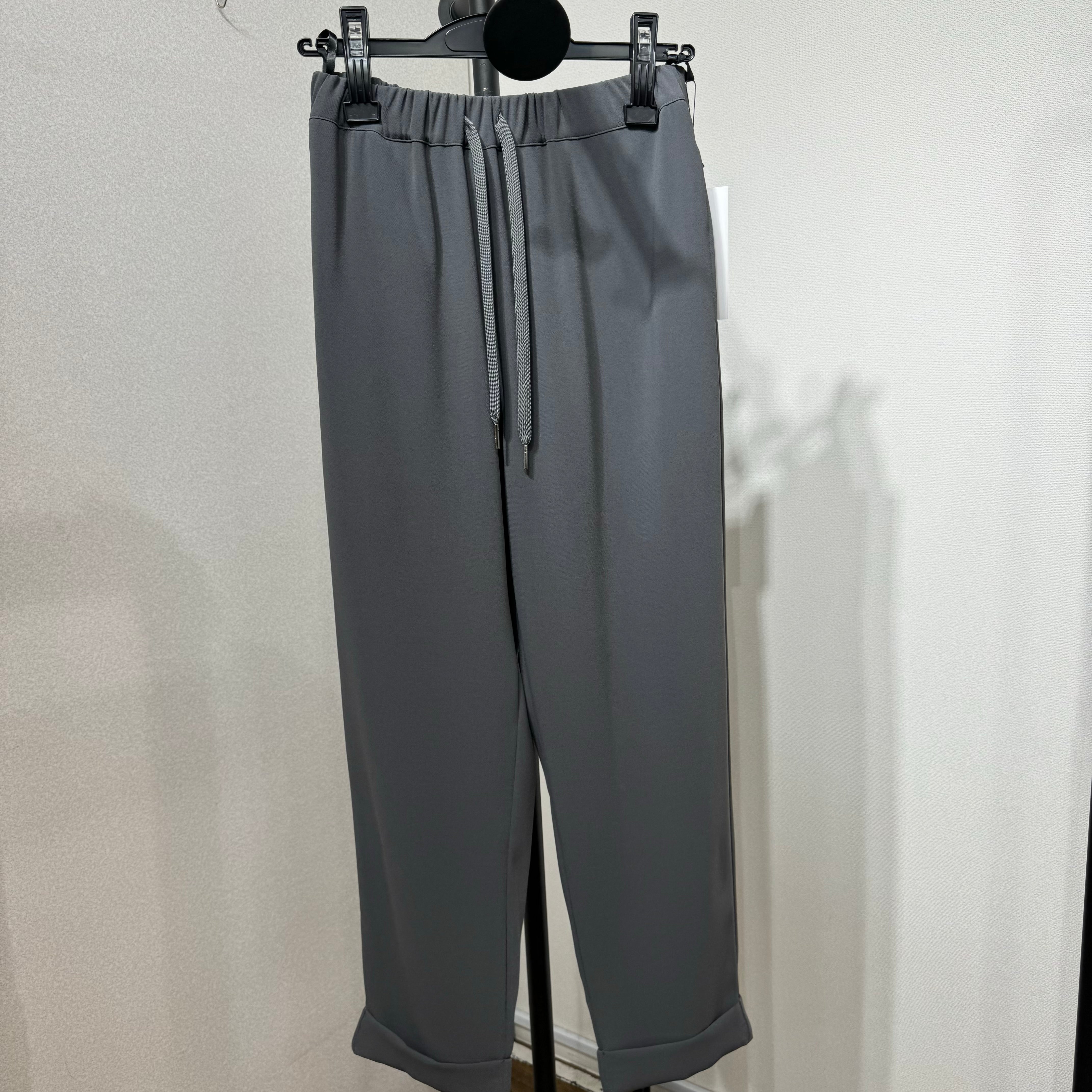 【PRIORITY】テーパードパンツ -グレー- ※38サイズ  041  ※9/17~23より順次発送予定