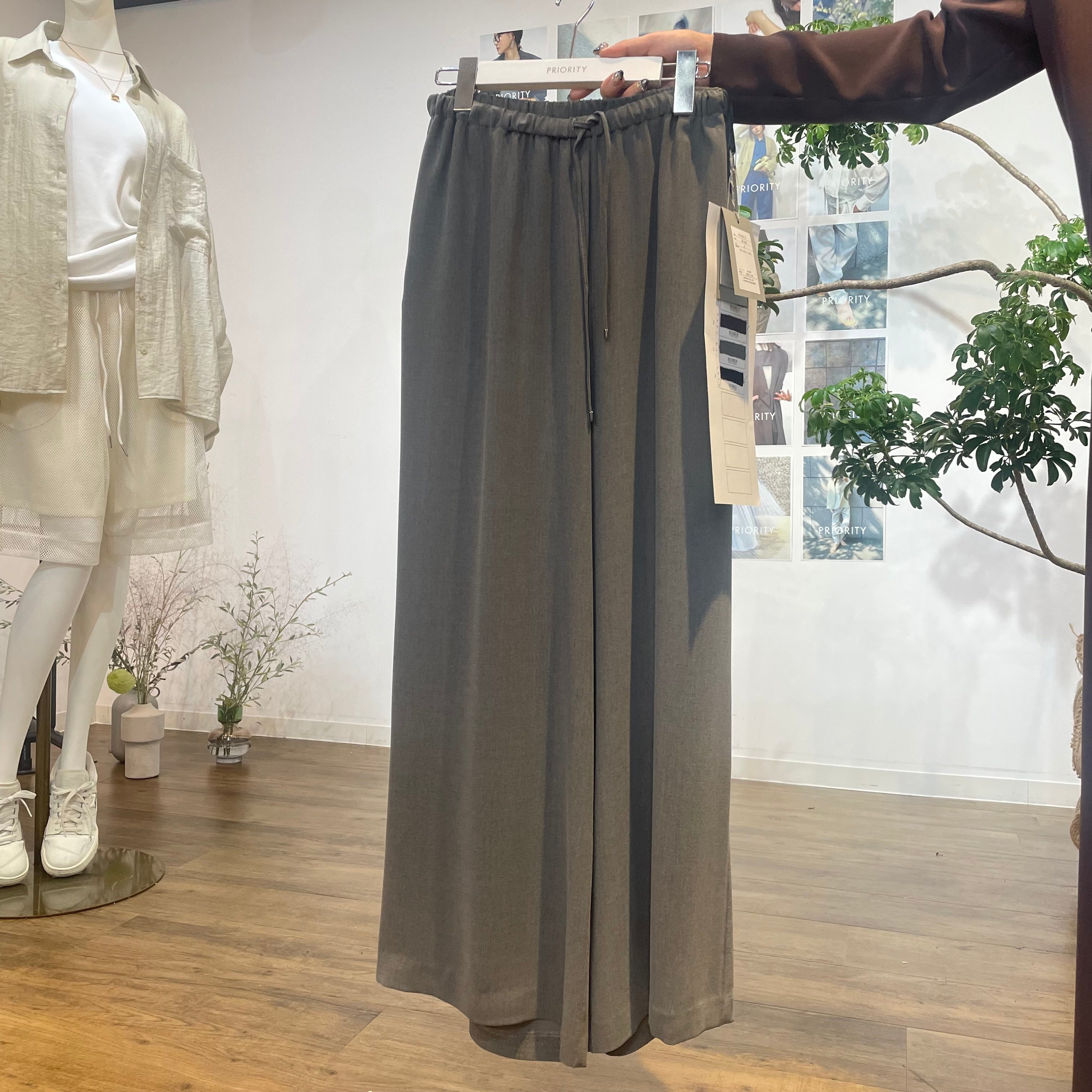 【予約】【PRIORITY】パンツ グレー ※2月上旬より順次発送