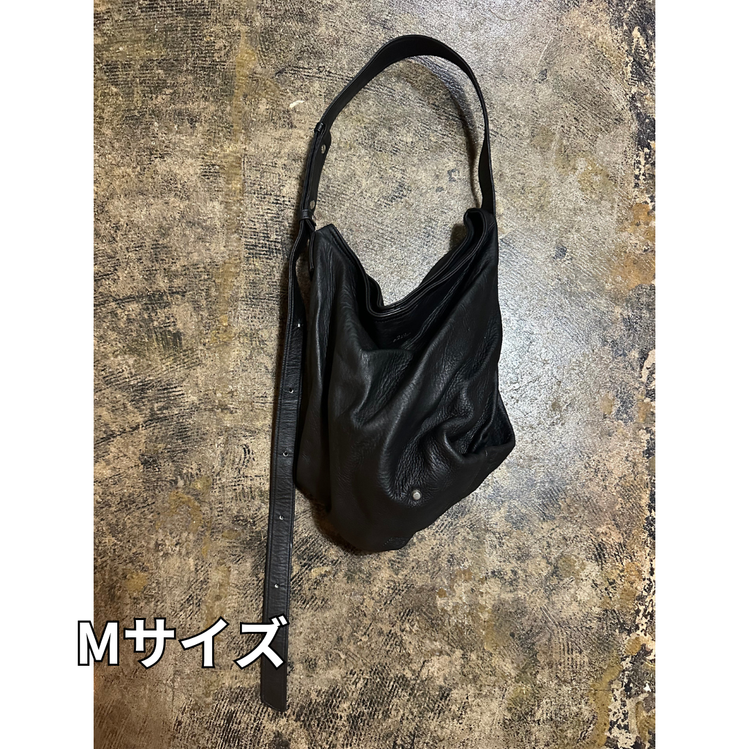 ⚠️予約【M.U.L.】テールショルダー(洗い加工) -ブラック- ※R7. 6月末納品予定