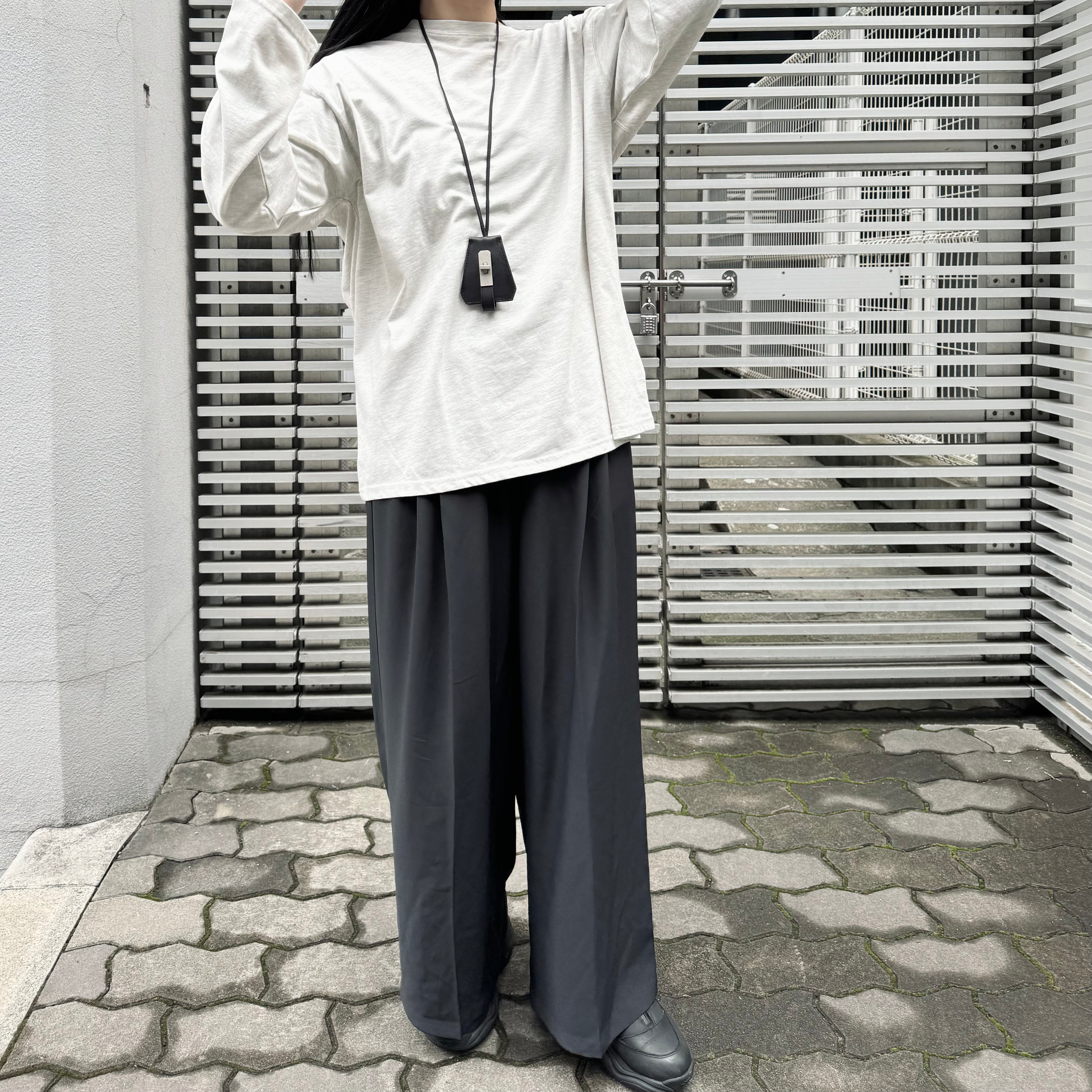 ZOUTONEKO オリジナルタックワイドパンツ  ※10/15-21より順次配送