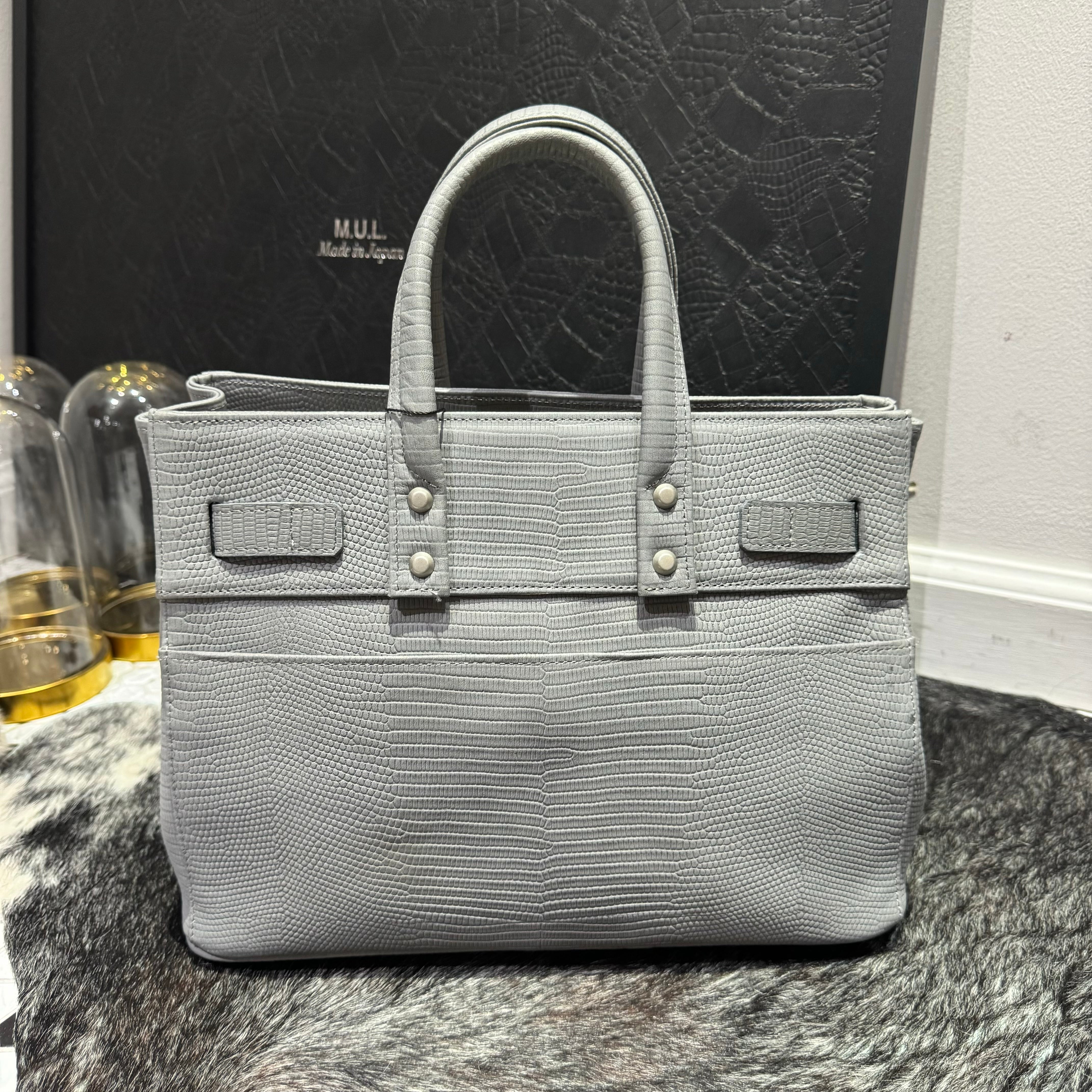⚠️予約【M.U.L.】stud seriesトート リザード型押し  -アイスグレー-  ※R7. 6月末納品予定