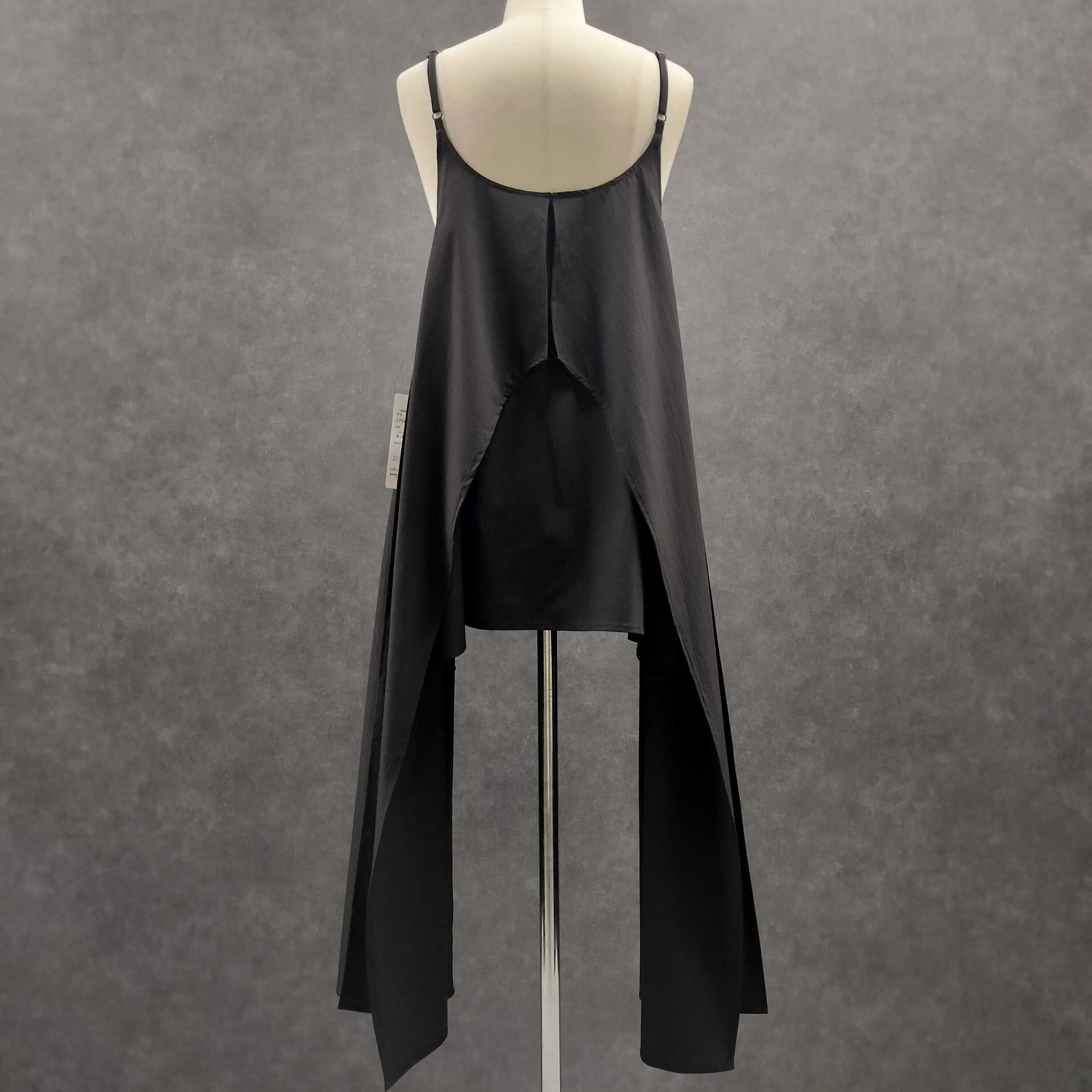 変形キャミベスト -ブラック- ※11/5~11/11頃より順次発送