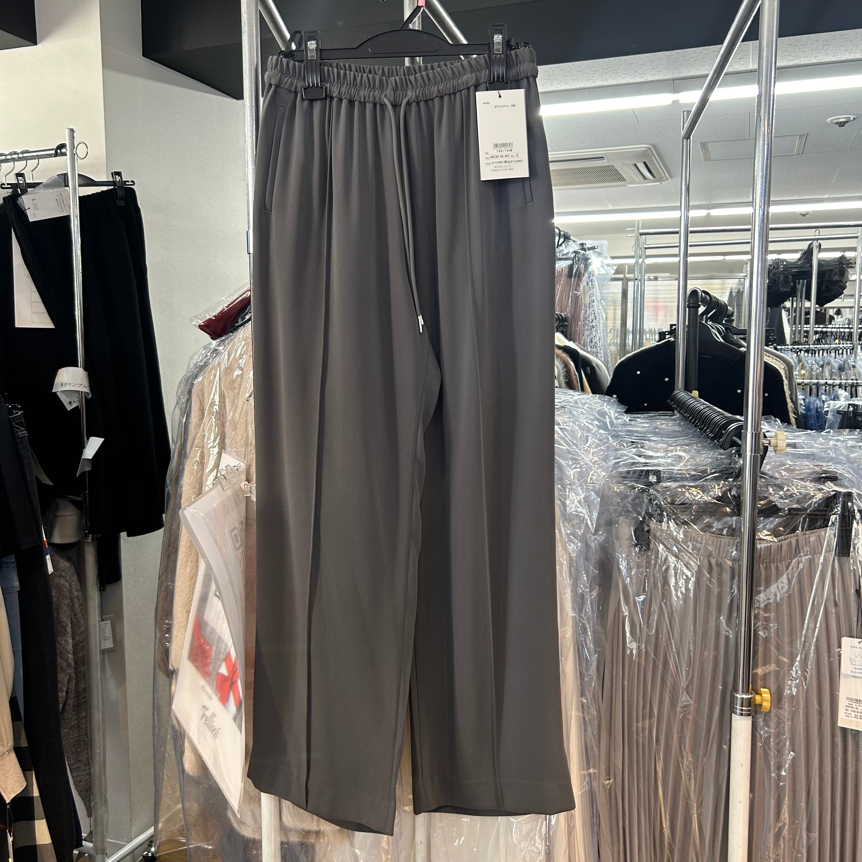 【PRIORITY】タックパンツ -グレー- ※36サイズ  043  ※9/17~23より順次発送予定