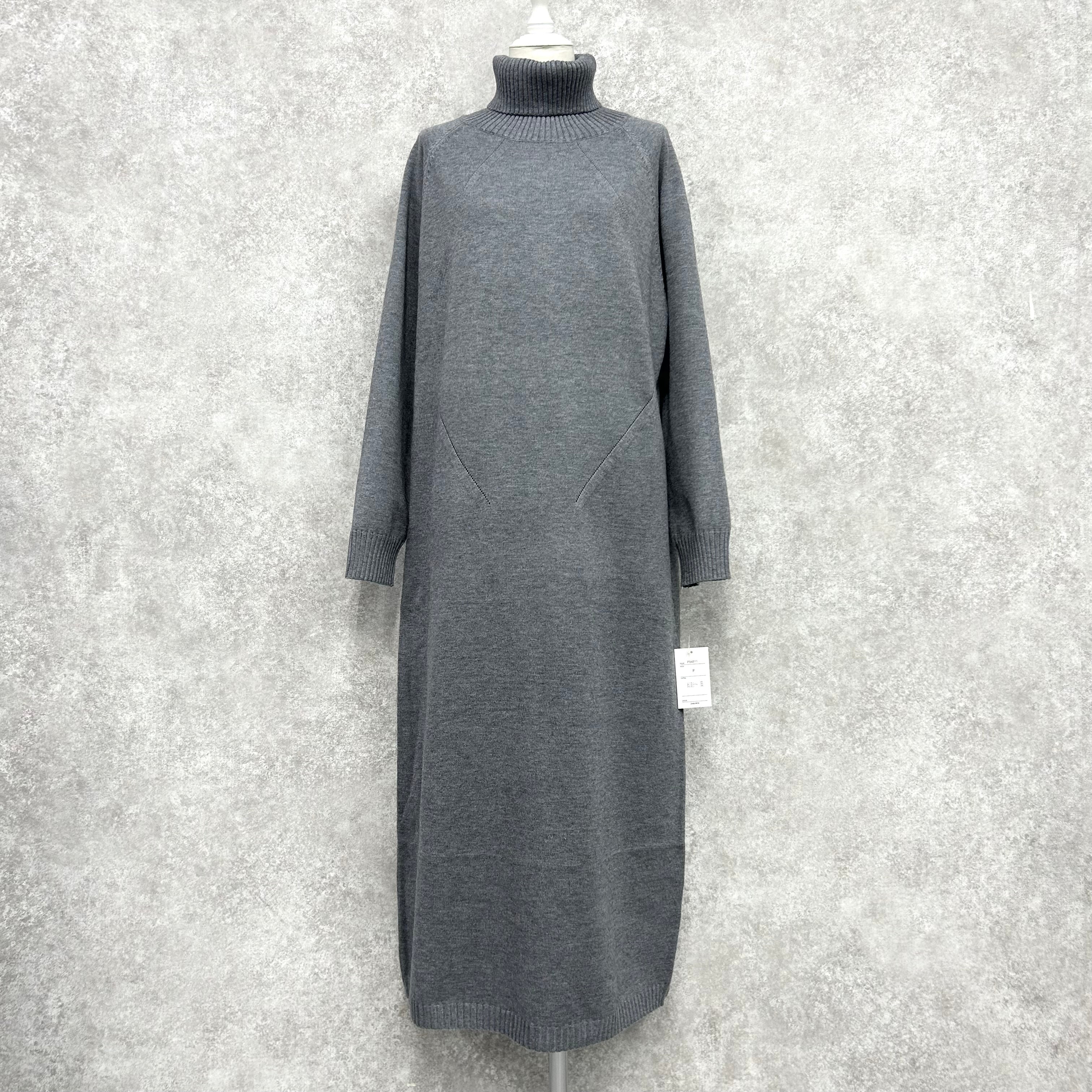 タートルネックロングワンピース -グレー- ※10/29~11/4頃より順次発送予定