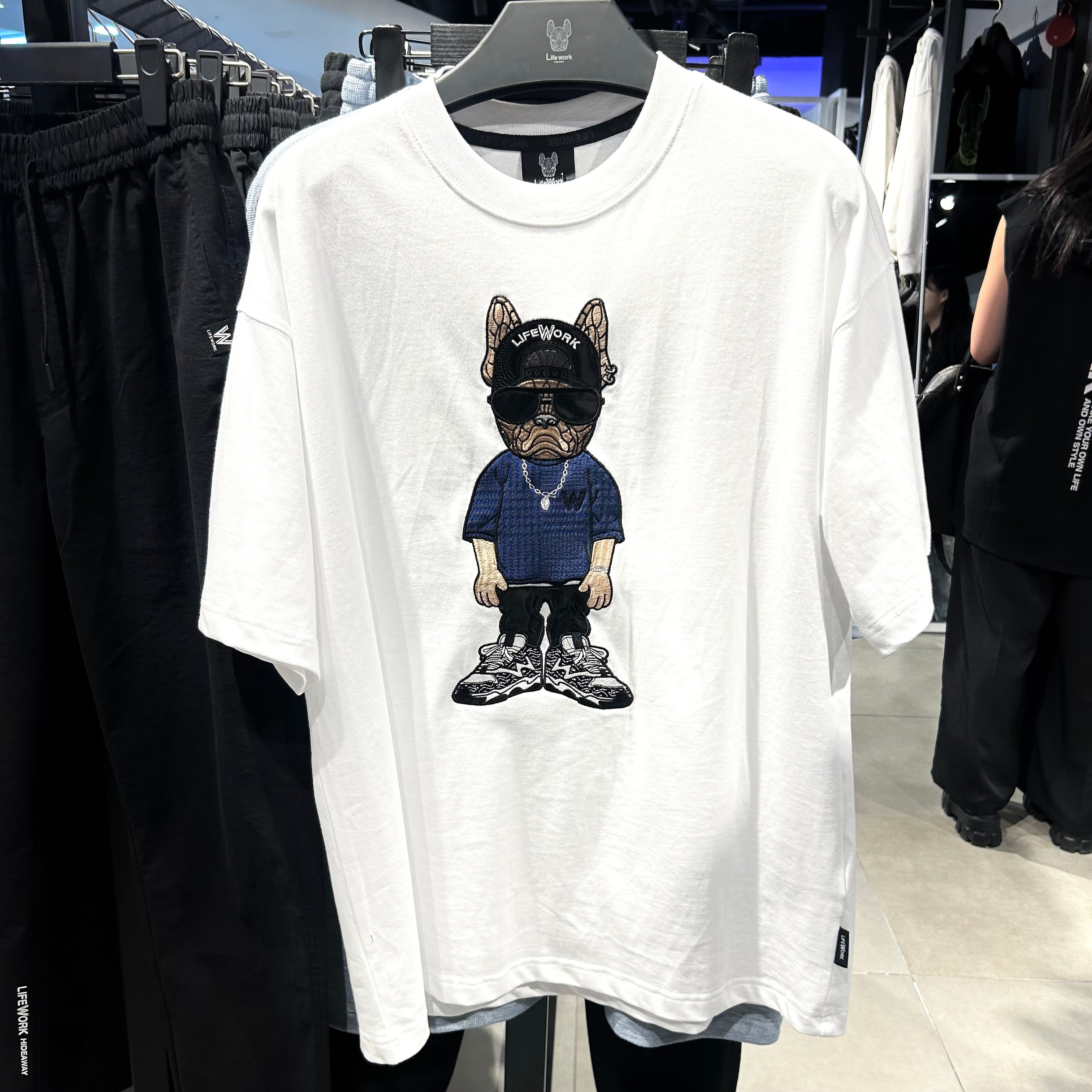 【LIFE WORK】 ブルドッグTシャツ ホワイト Lサイズ  ※7/8-15頃より順次配送