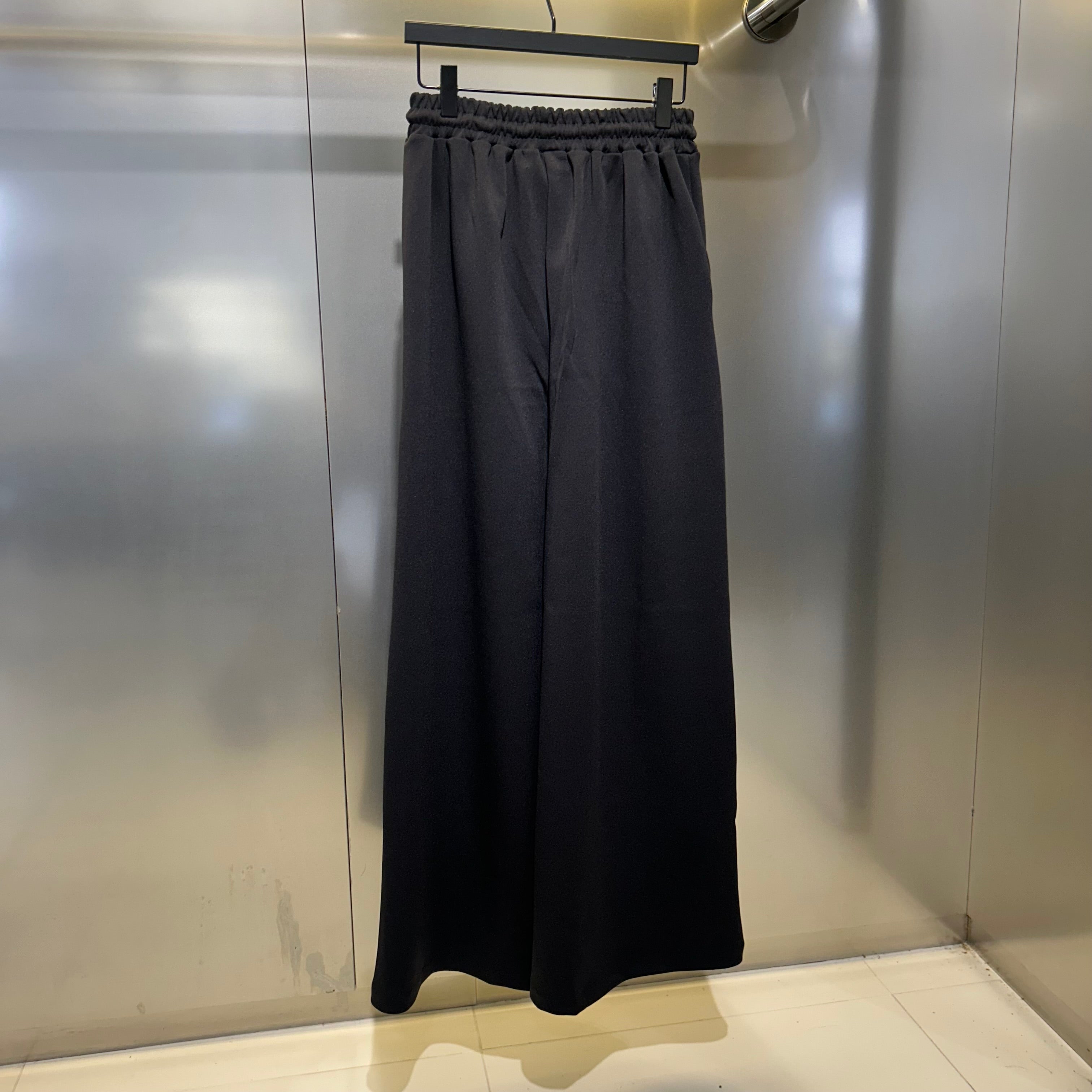 【LA MINE DOR】 タックワイドパンツ -ネイビー- ※10月下旬〜11月上旬頃より順次発送予定