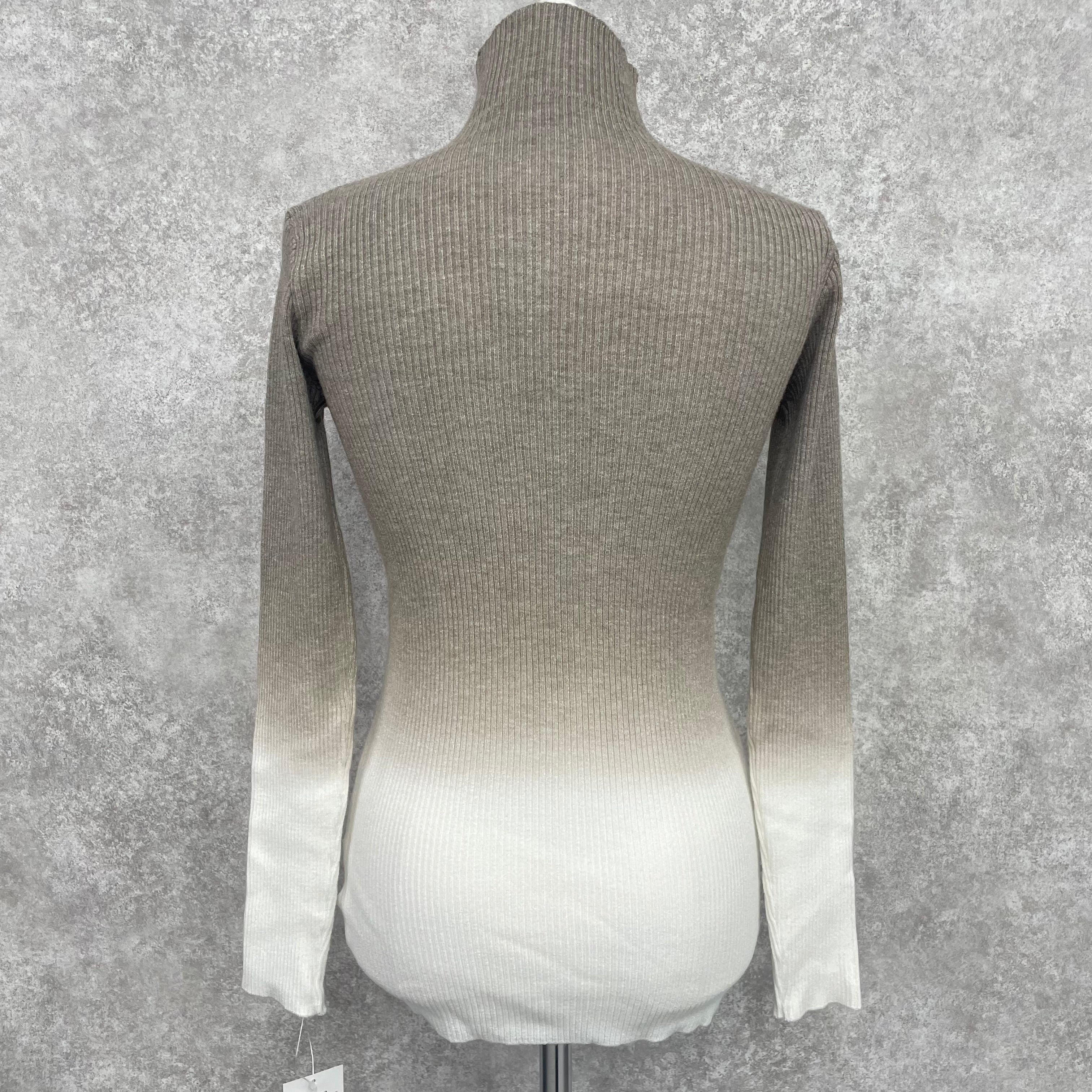 グラデーションリブニットトップス -ベージュ- ※10/22~28頃より順次発送   ※ハンガー納品