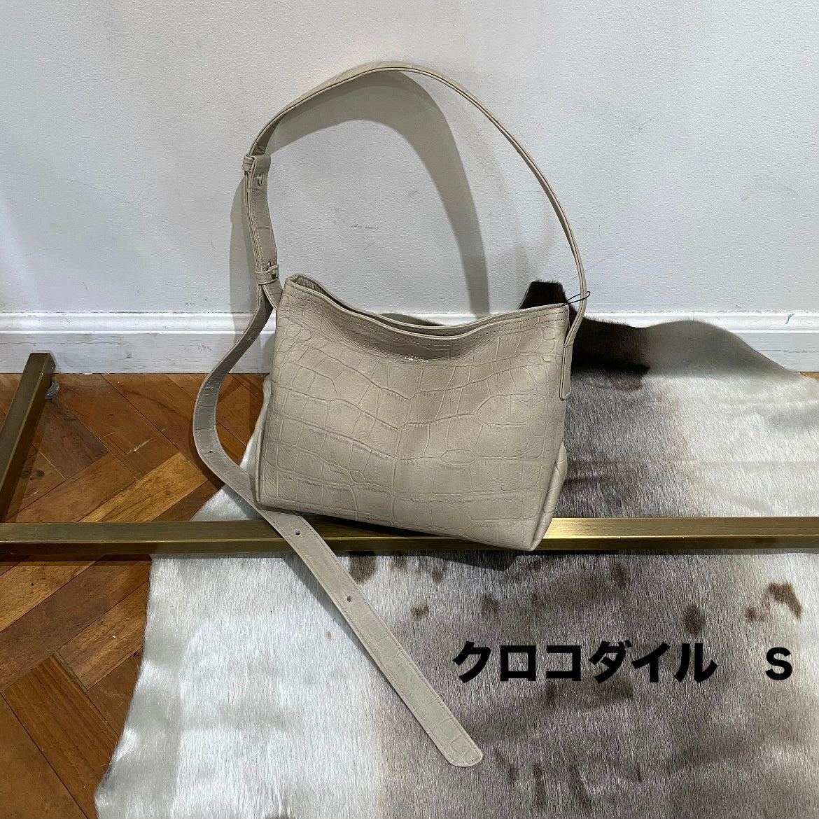 ⚠️予約【M.U.L.】テールショルダー -グレージュ- ※R7. 6月末納品予定