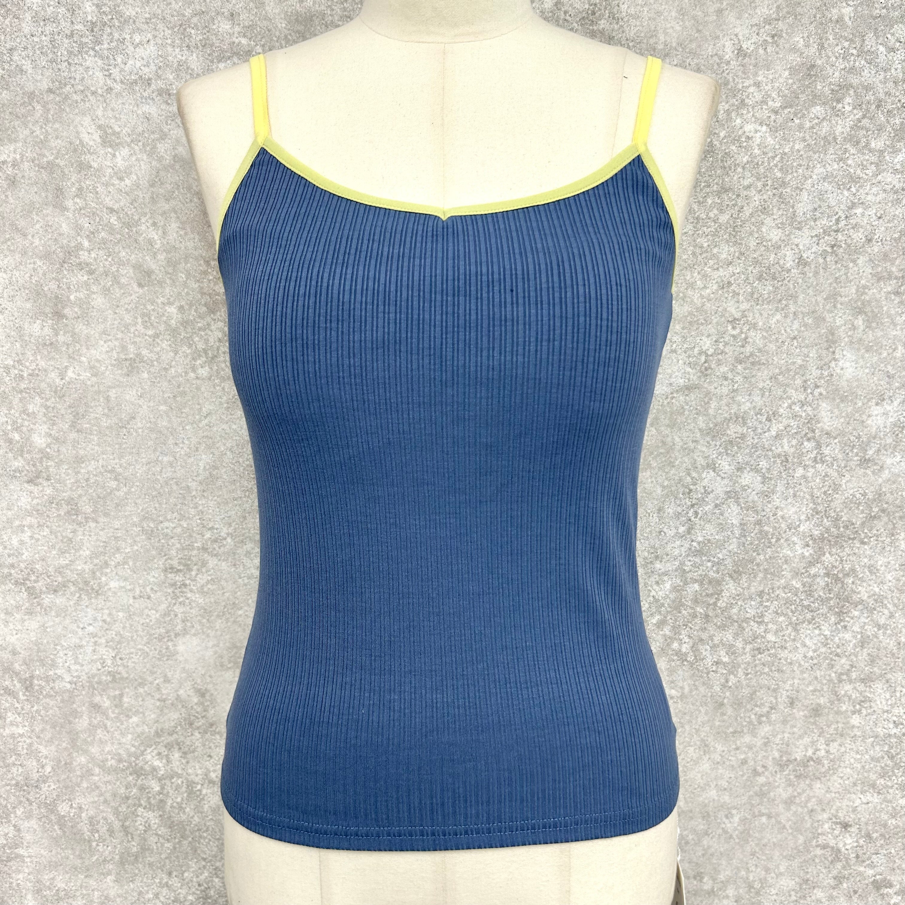 バイカラーカップ付キャミ -ブルー-   ※5/14-20迄に順次発送予定