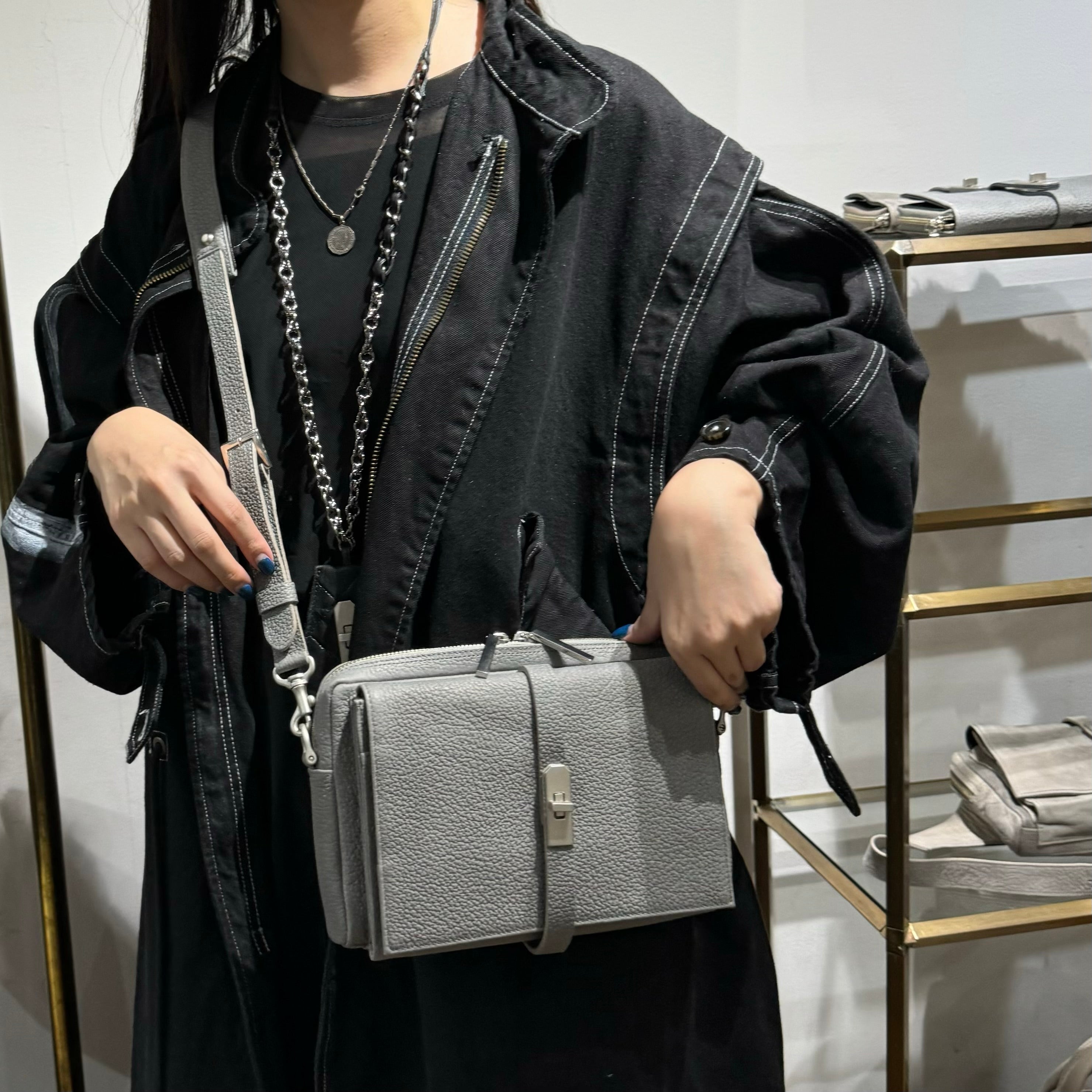 ⚠️予約【M.U.L.】 ショルダーバッグ -アイスグレー- ※R7. 6月末納品予定