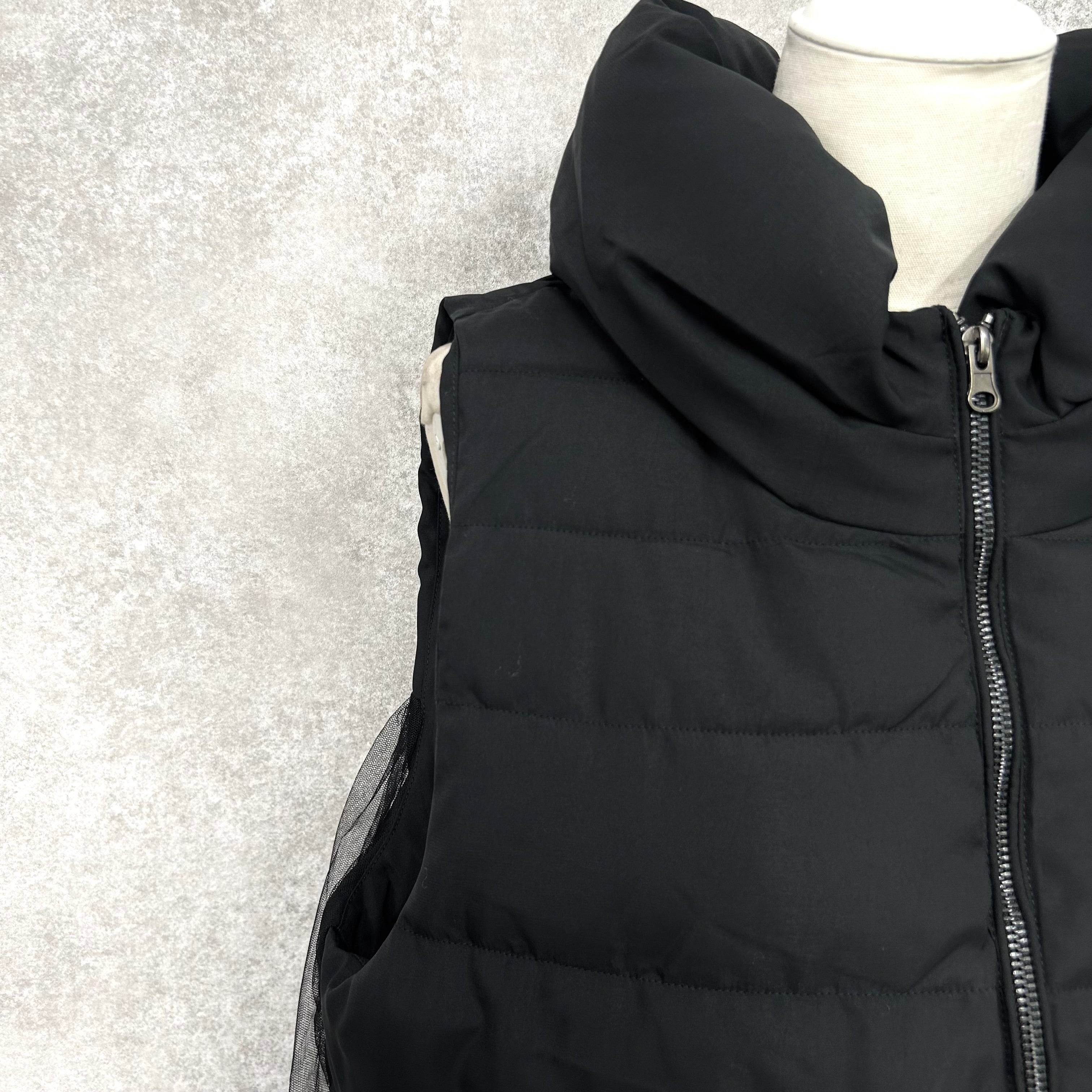 バックフリル中綿ダウンベスト -ブラック- ※10/29~11/4頃より順次発送予定