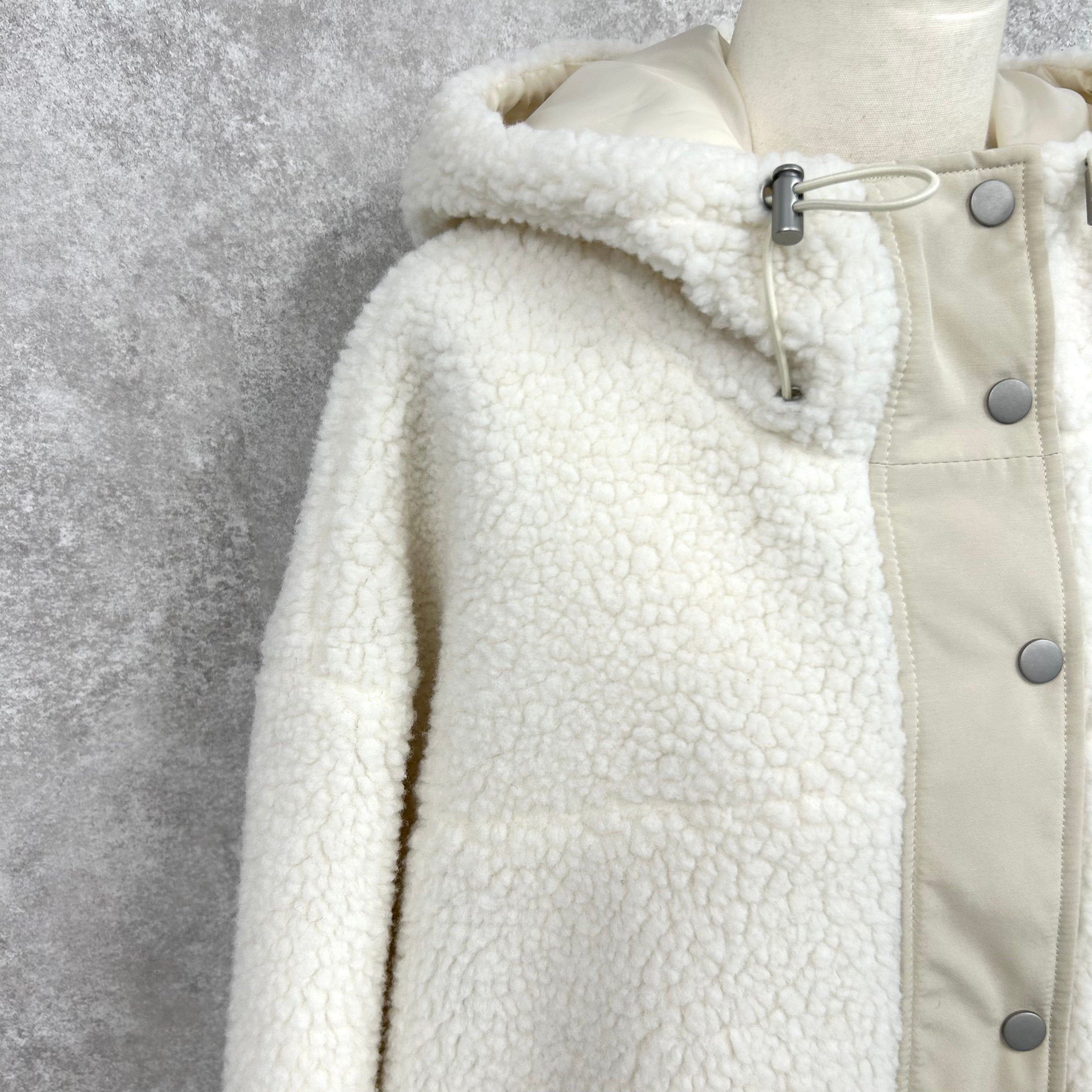 フード付きオーバーサイズボアアウター -アイボリー- ※10/15-21頃より順次配送予