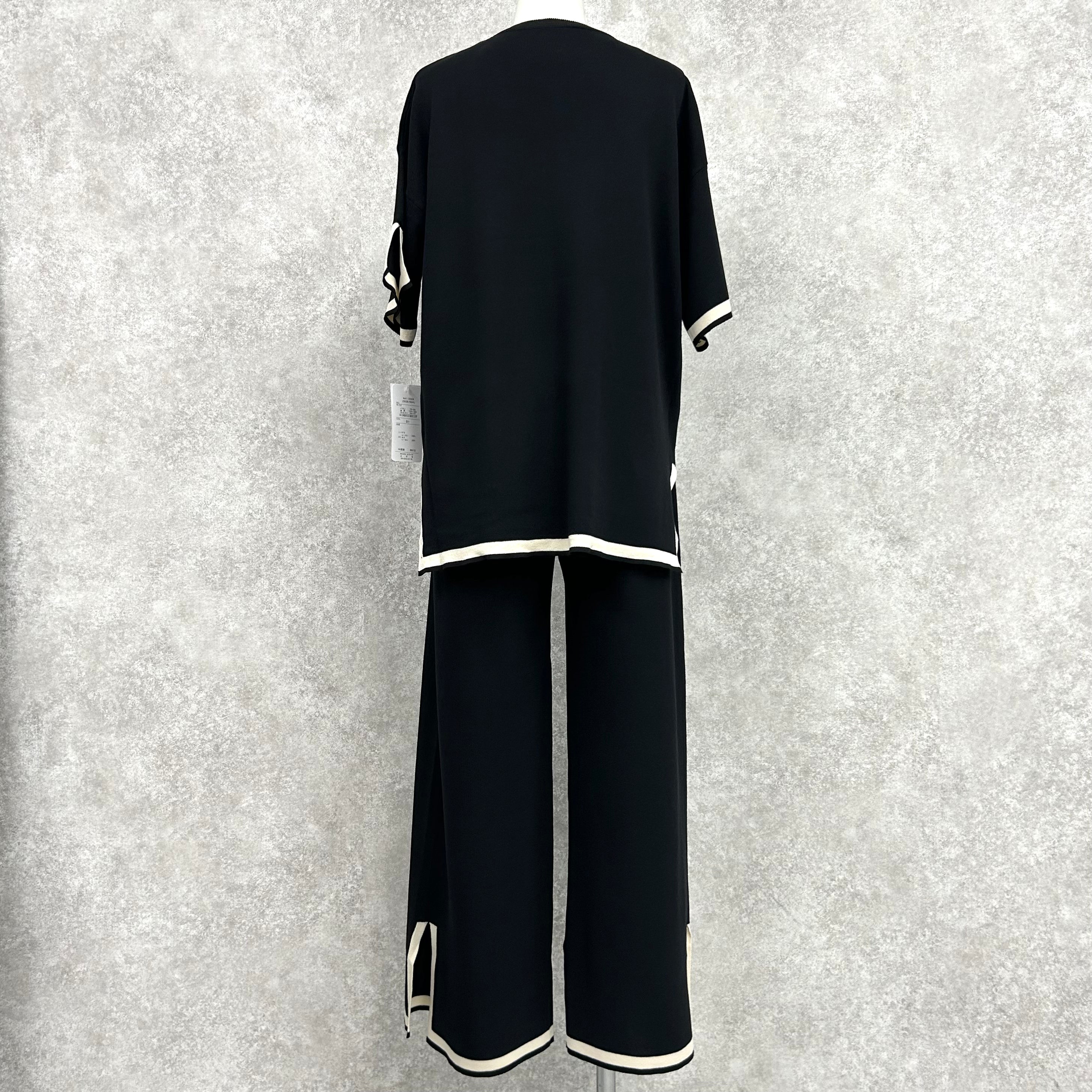 配色ラインニットセットアップ -ブラック- ※10/15〜21より配送予定