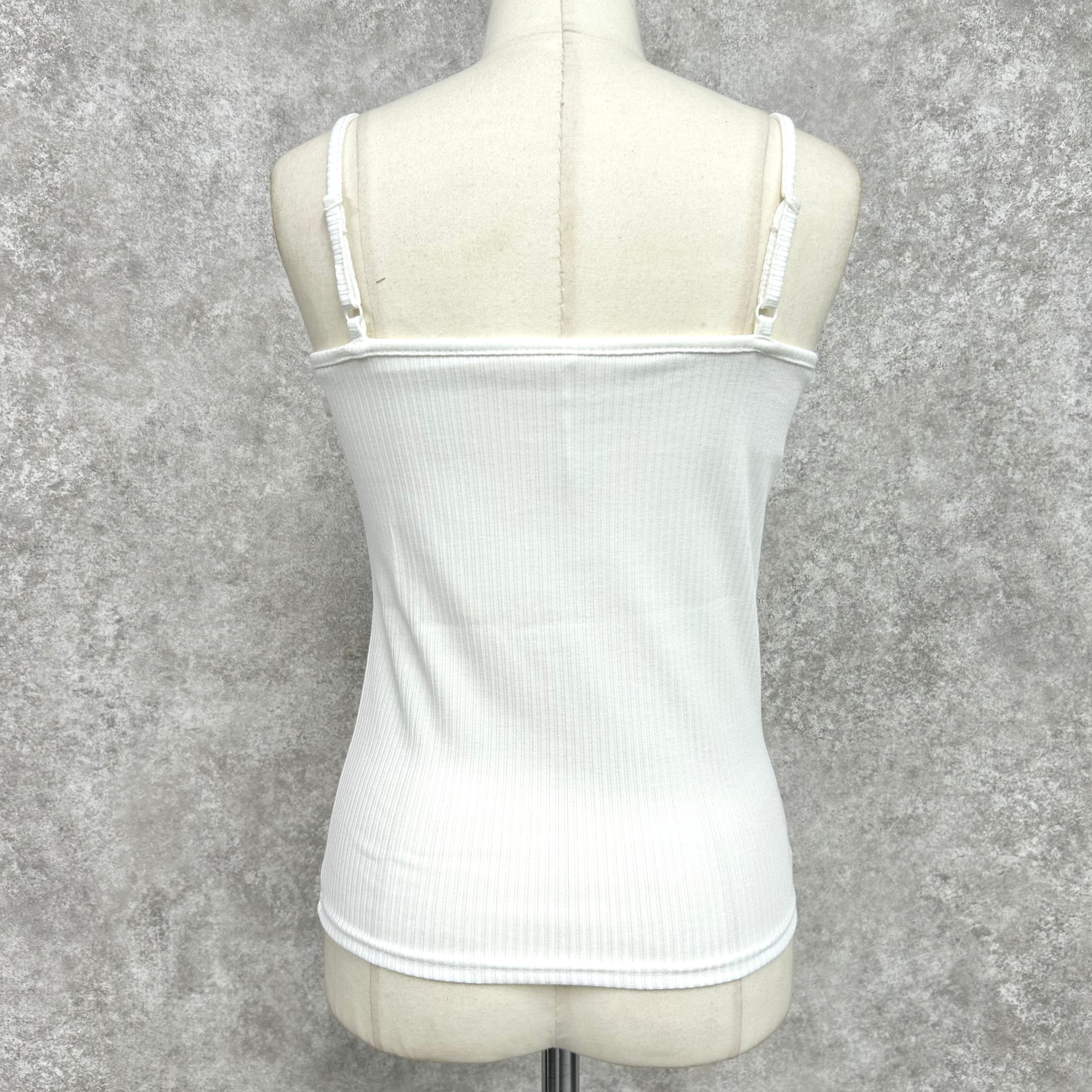 カップ付きキャミソール -ホワイト- ※10/15-21頃より順次配送予定