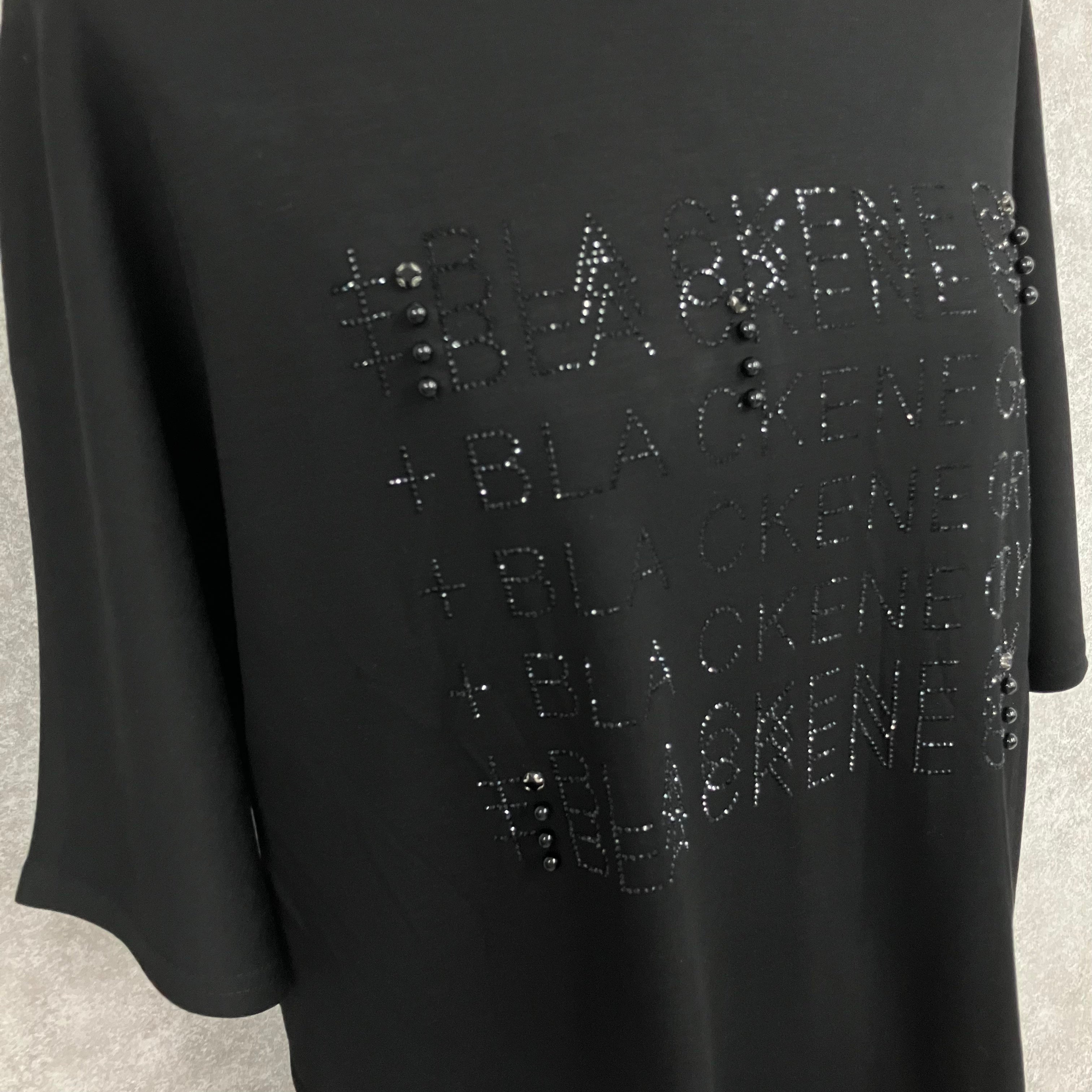 キラキラ英字プリントTシャツ -ブラック- ※7/16〜22迄に順次発送予定