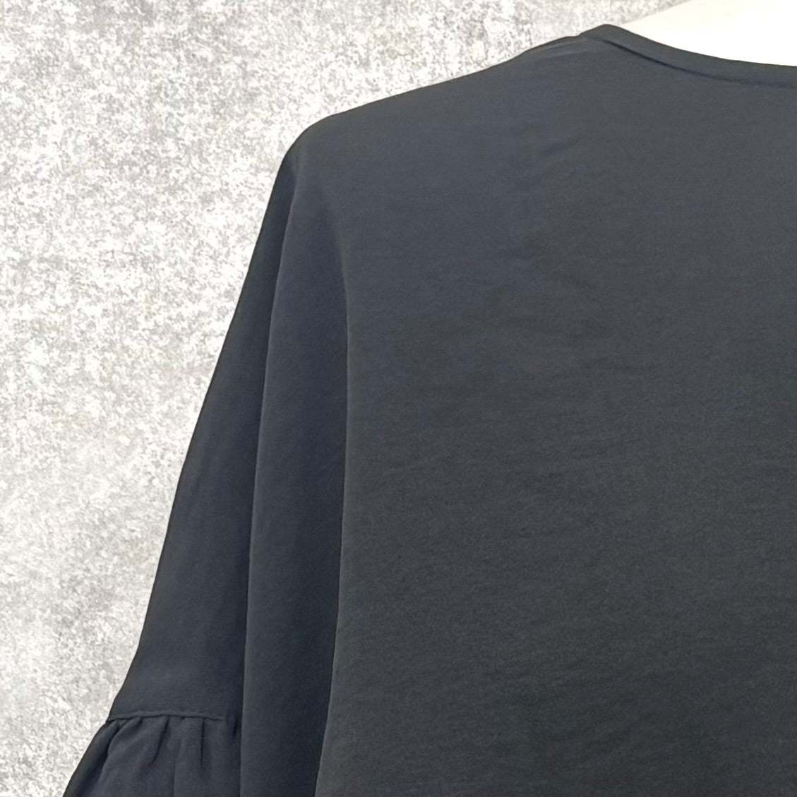 フレアーギャザーブラウス -ブラック- ※7/16〜22迄に順次発送予定