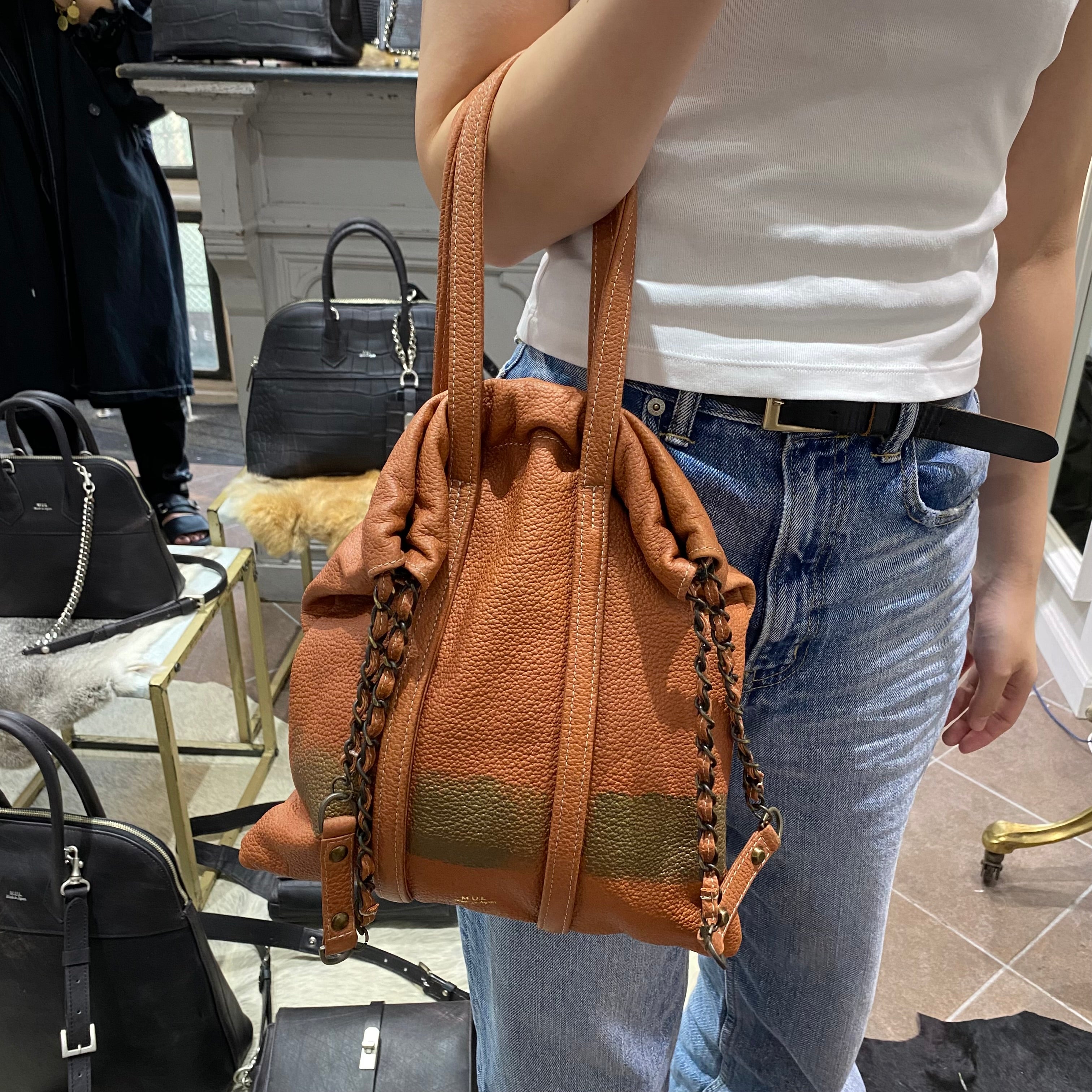 ⚠️予約【M.U.L.】トラストート シボ型押し/ゴールドライン/マットゴールドチェーン -オレンジ- ※R7. 6月末納品予定