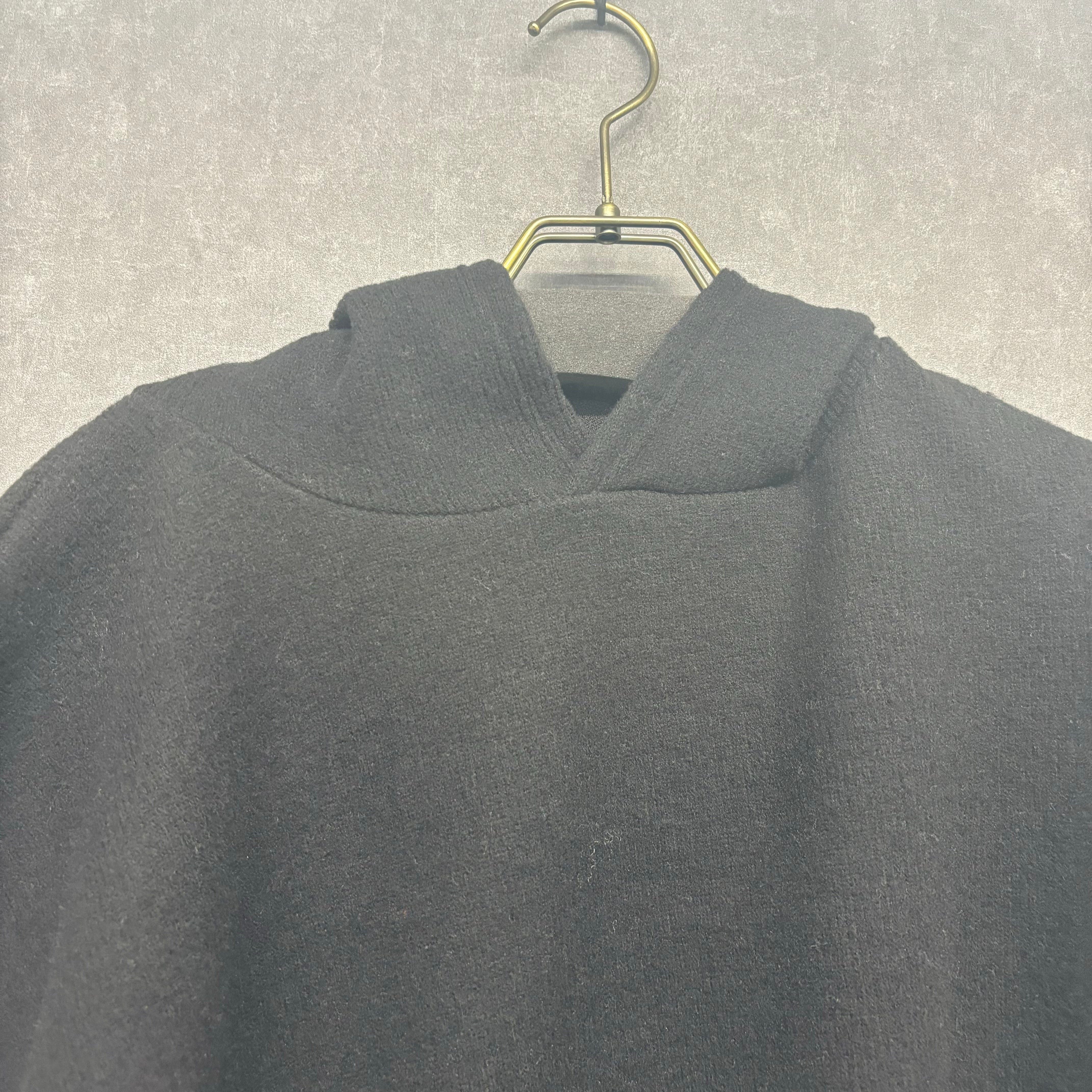 【予約】フード付きオーバーサイズニットトップス ブラック ※11月下旬~12月上旬頃より順次配送予定