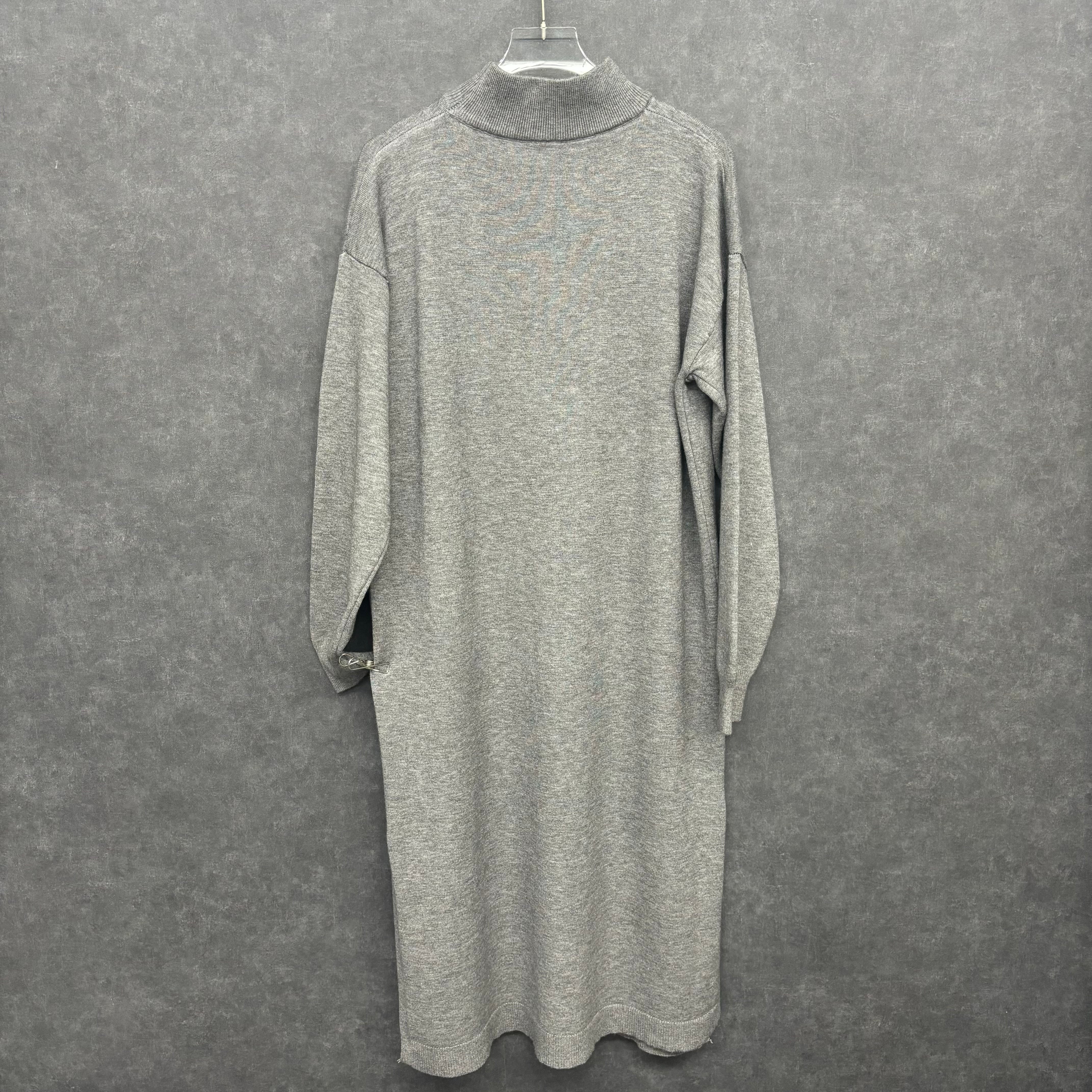 【予約】ロングニットワンピース グレー ※11月下旬~12月上旬頃より順次配送予定