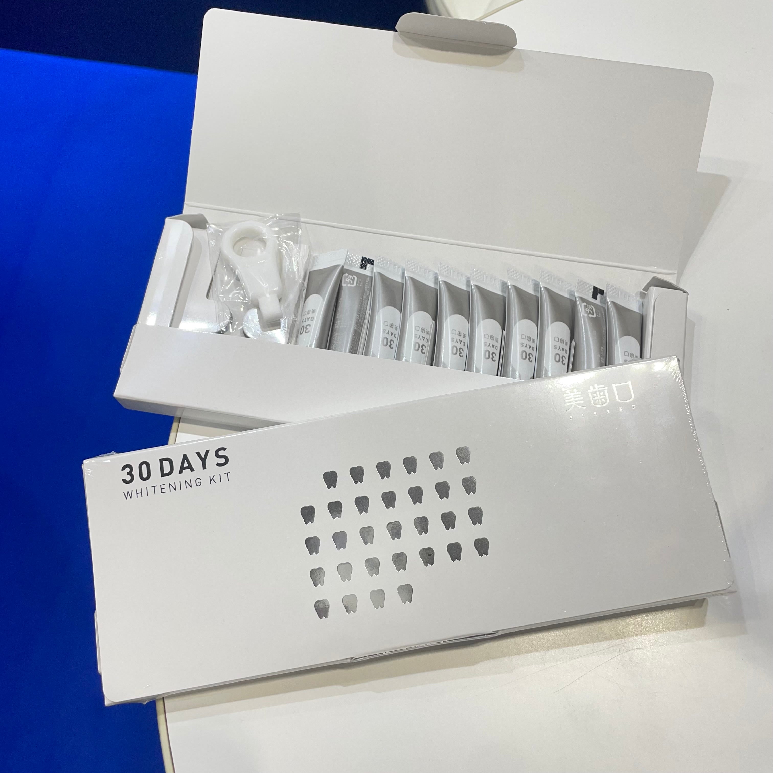 30DAYS WHITENING KIT 美歯口30はみがき 5g×10個入り ※11/12〜18より順次配送