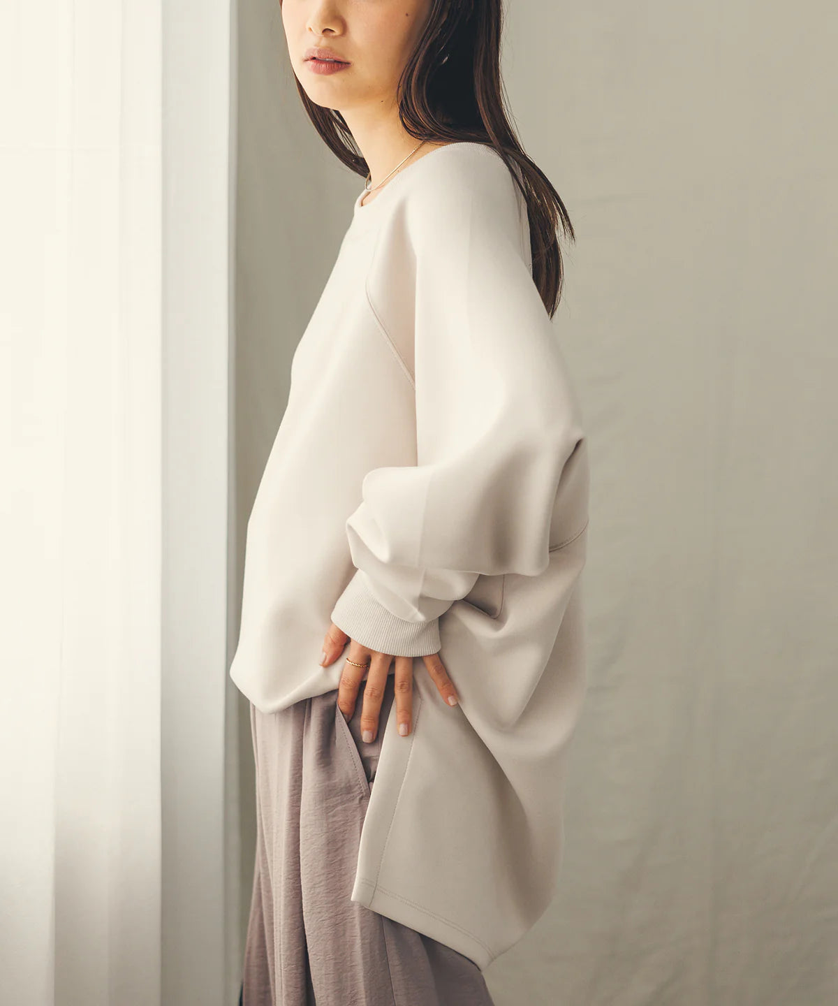 【hunch】ダンボールオーバードルマンスウェット  -グレイッシュベージュ- ※8/27-9/2より順次配送予定