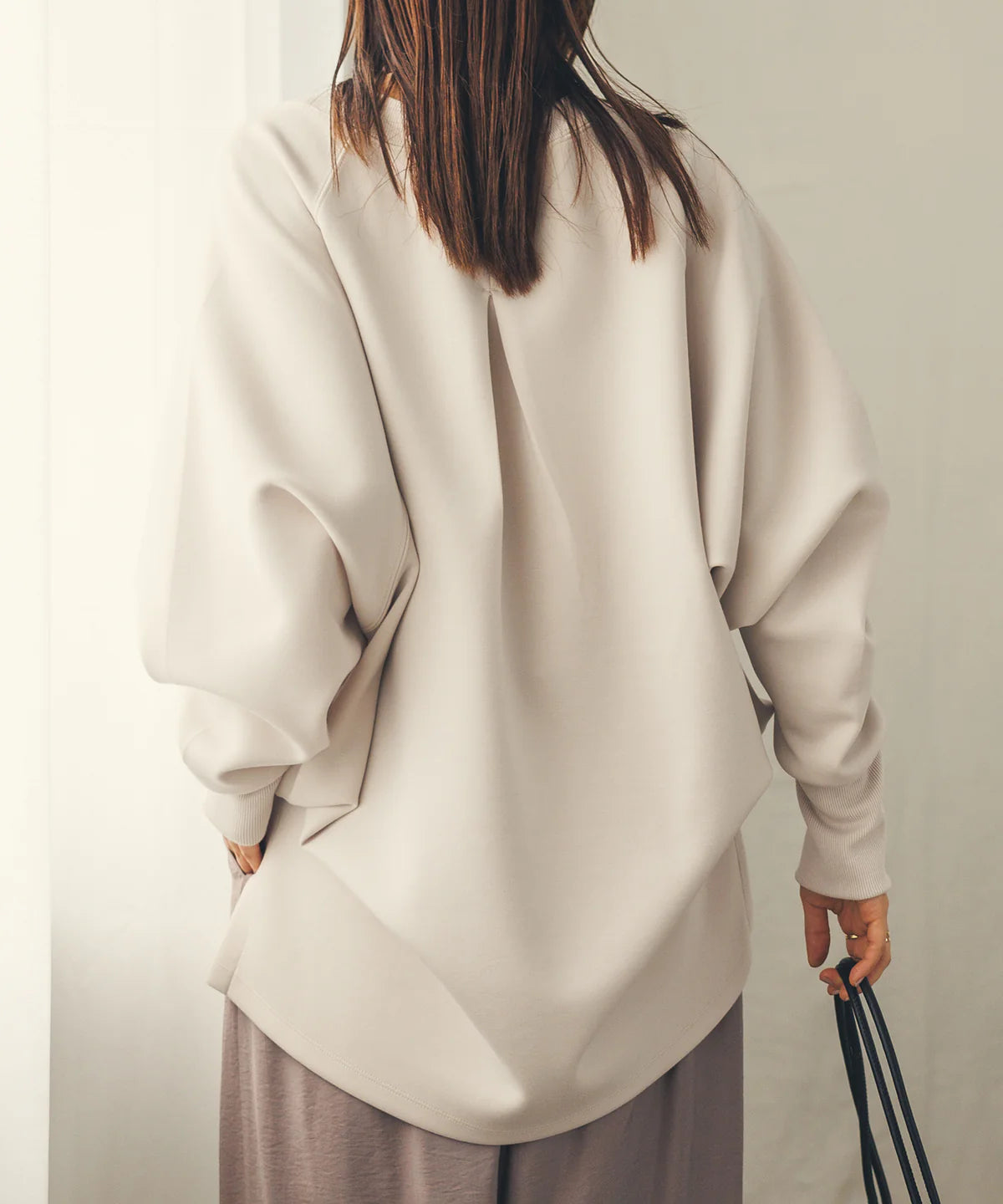 【hunch】ダンボールオーバードルマンスウェット  -グレイッシュベージュ- ※8/27-9/2より順次配送予定